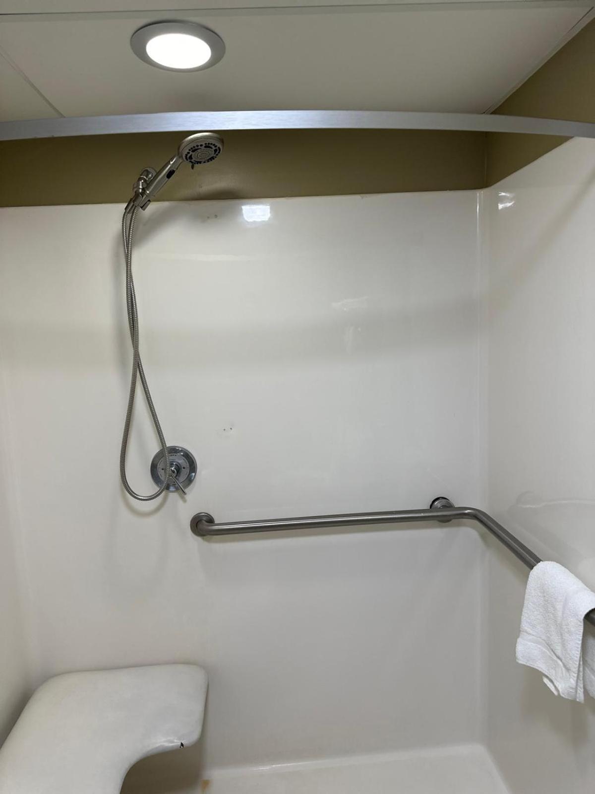 Atlanta Vacations - Rodeway Inn Stone Mountain - Property Image 2