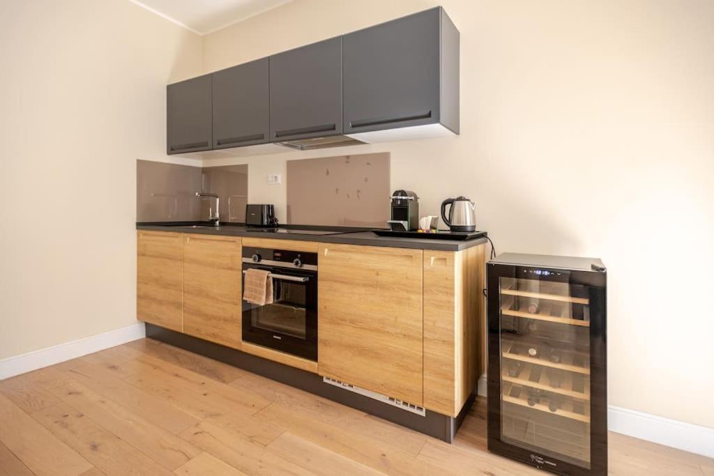 Elegant Brand New Apartment in Duomo