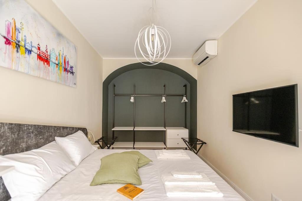 Elegant Brand New Apartment in Duomo