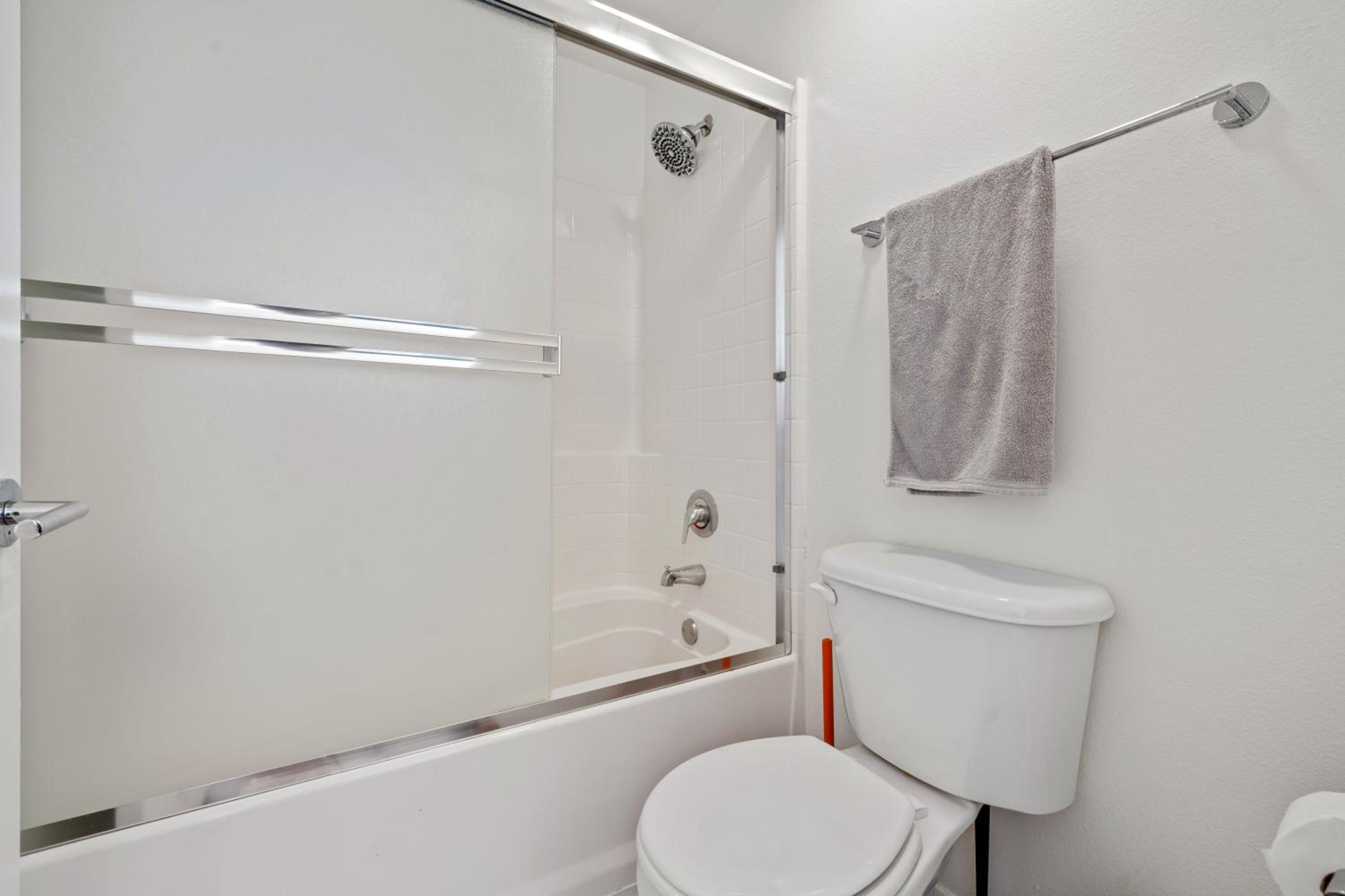 Los Angeles Vacations - Venice Marina Water Front Luxury Penthouse - Property Image 3