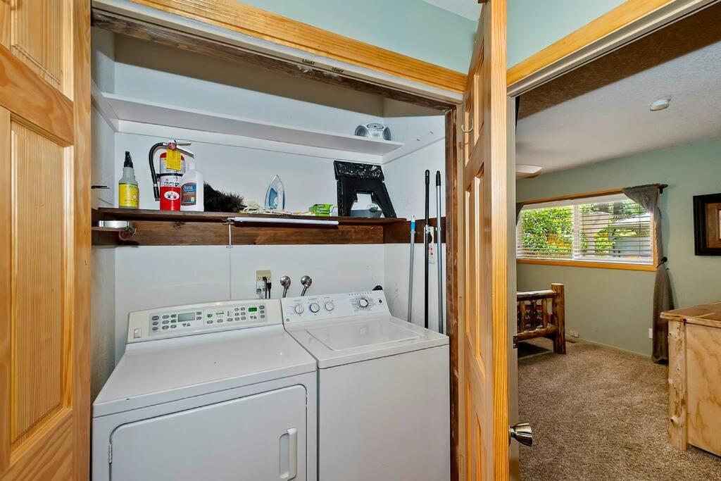 Modern 3BR Retreat Perfect for Family Getaway