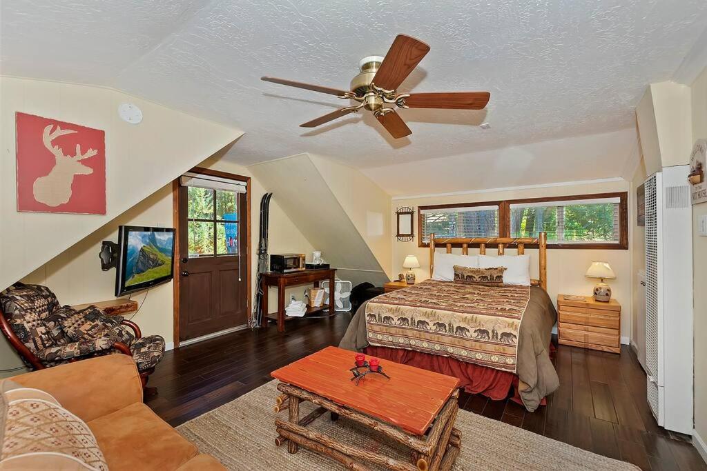 Modern 3BR Retreat Perfect for Family Getaway