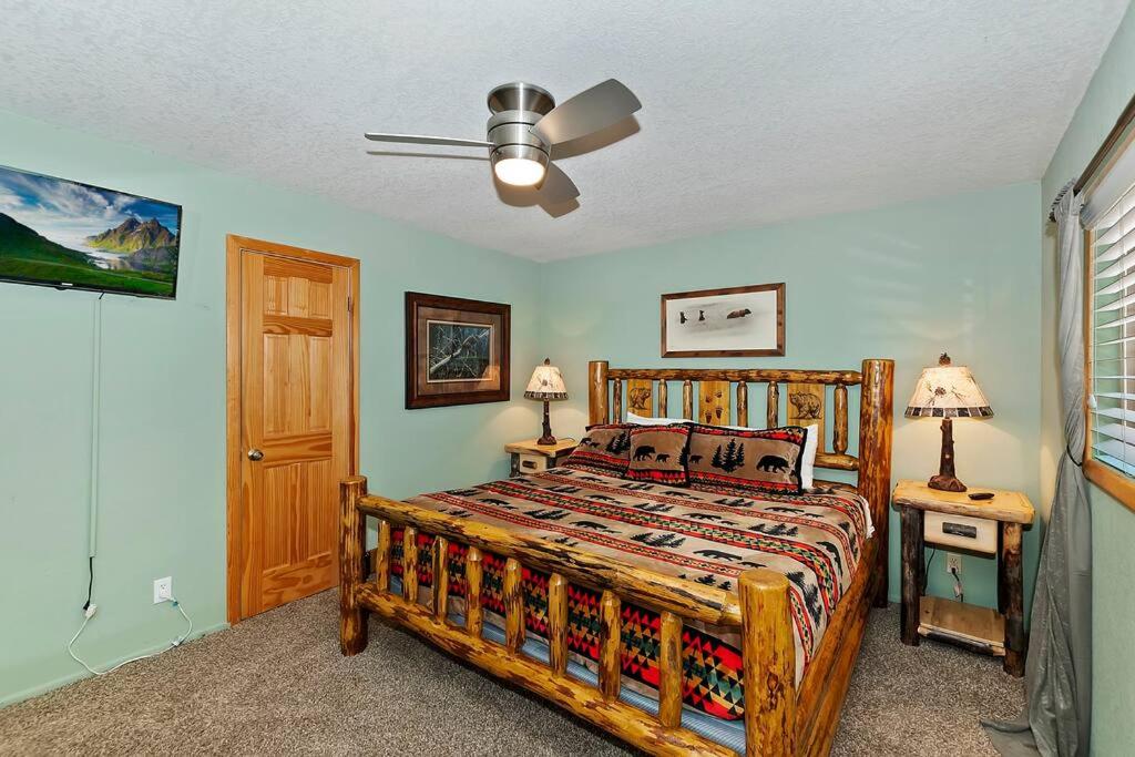 Modern 3BR Retreat Perfect for Family Getaway