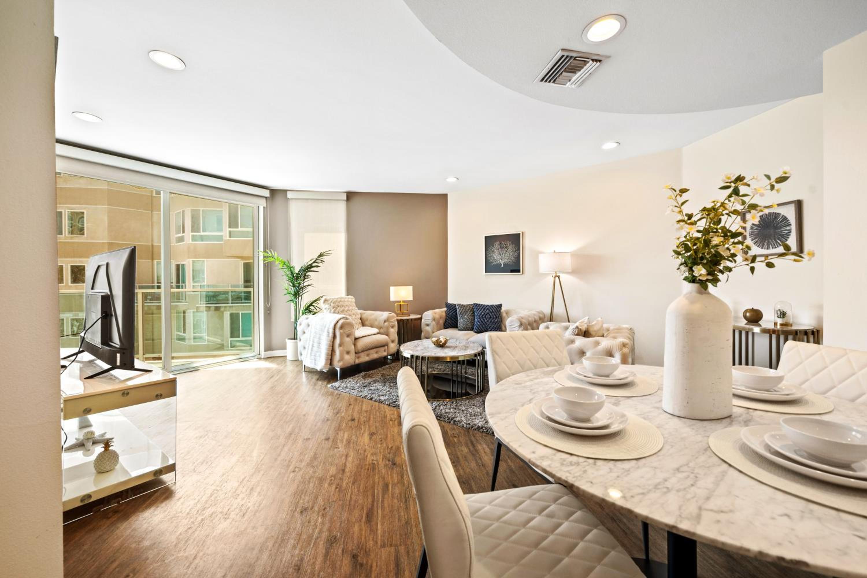 Los Angeles Vacations - Venice Marina Water Front Luxury Penthouse - Property Image 17