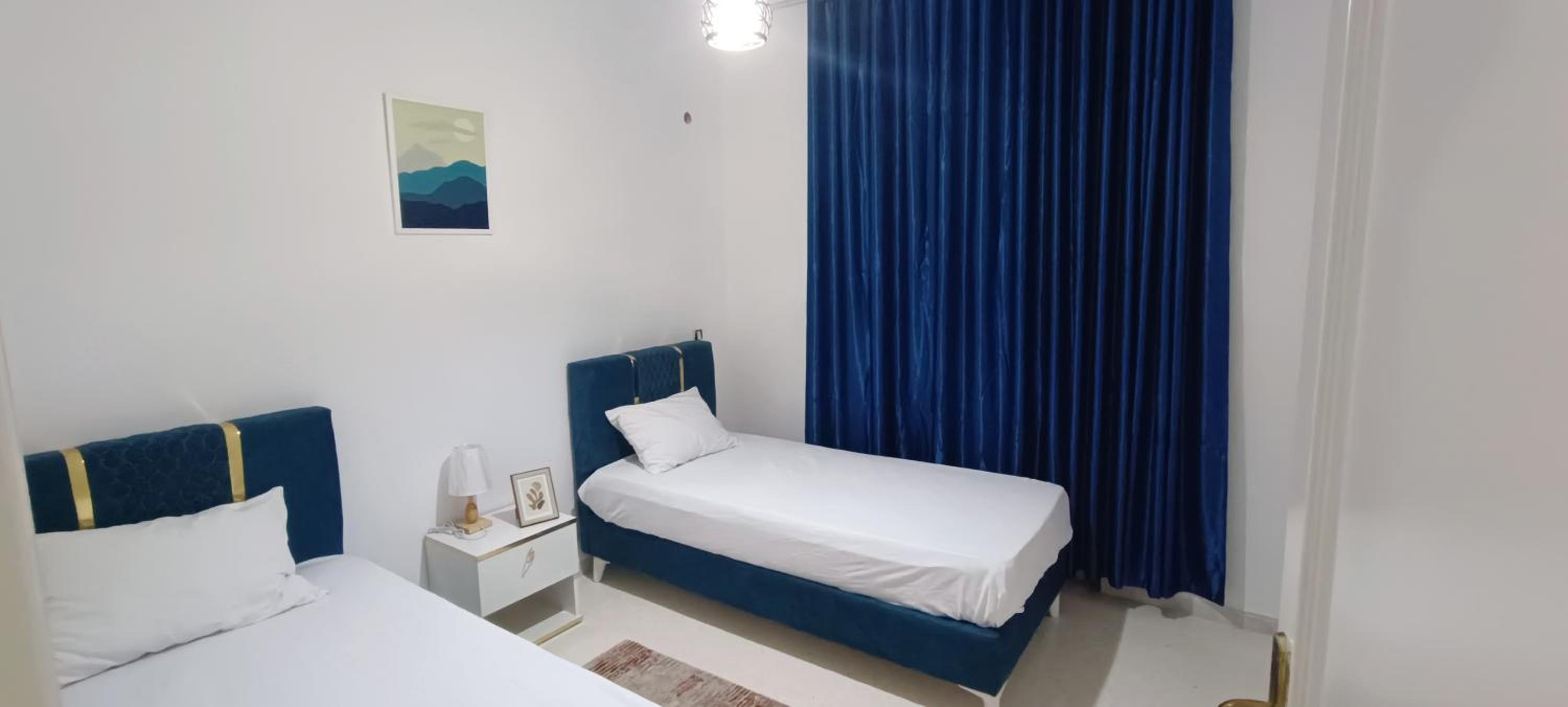 Appartement richement meublé à l'aouina seulement pour les familles view 5