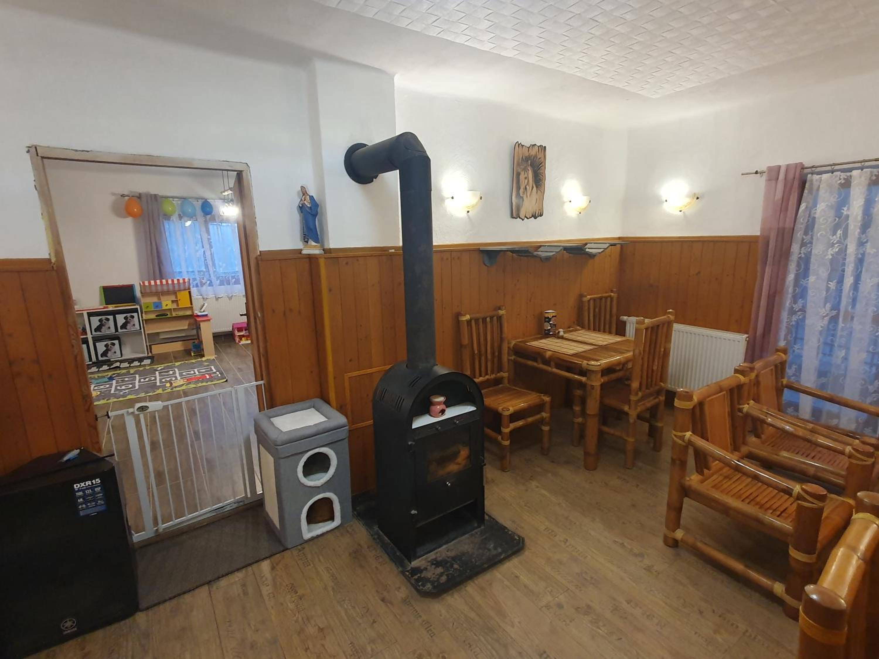 Vířivka a sauna na pokoji,nebo na vlastní terase - Farma u Příbrami