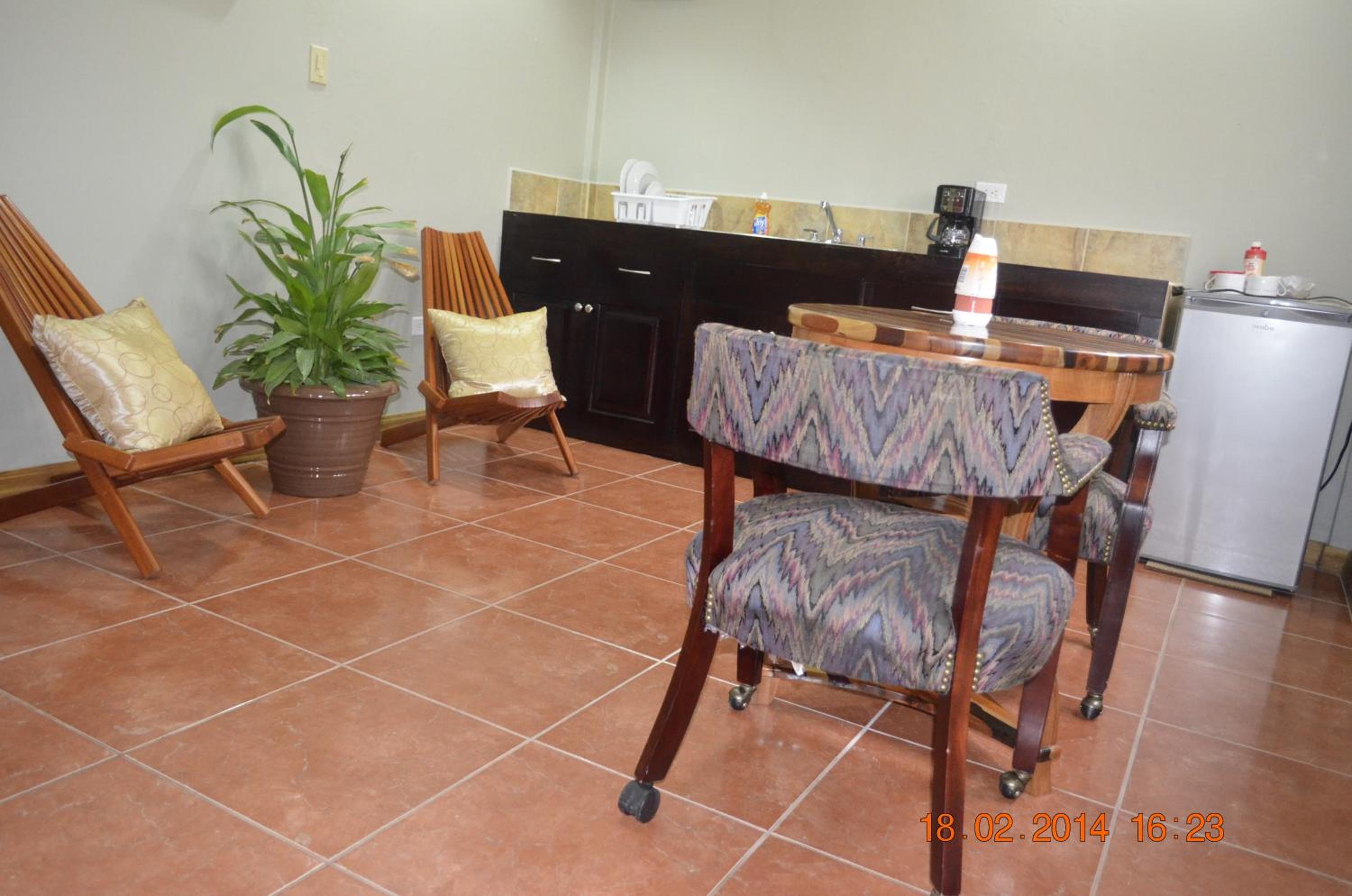 Photo 14