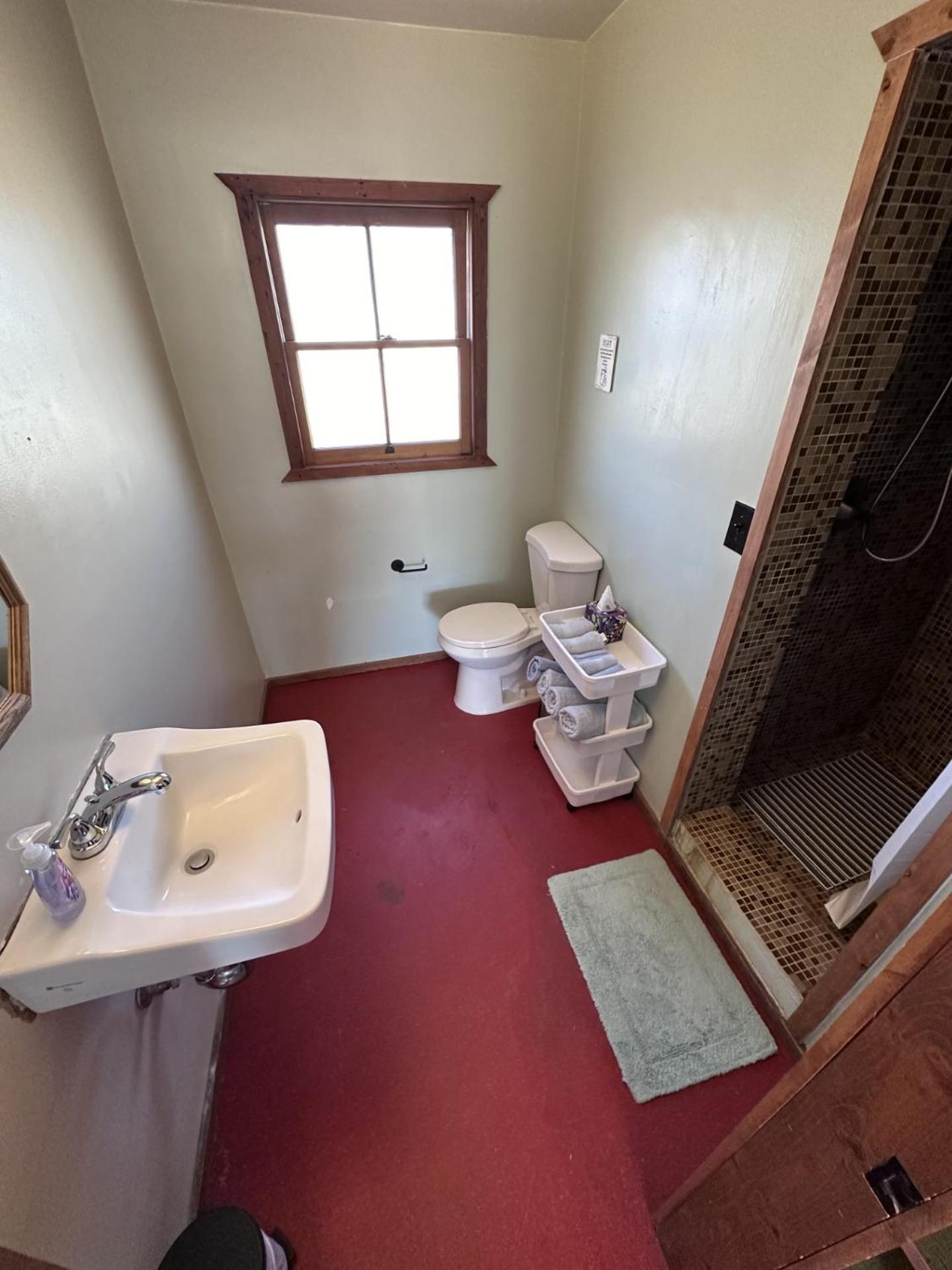 Room 2 - Downtown Joshua Tree Motel - Pet Friendly - Walk to Shops & Visitor Center, Minutes to Park Entrance