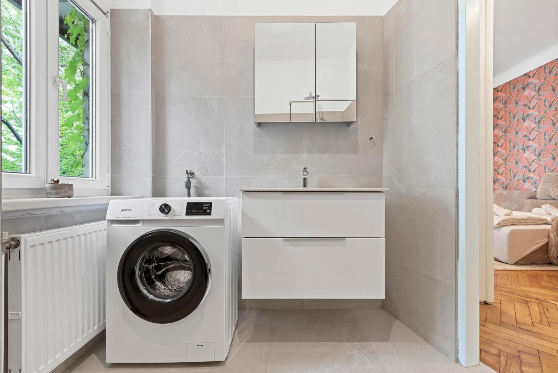 Josefstadt City Apartment is Calling
