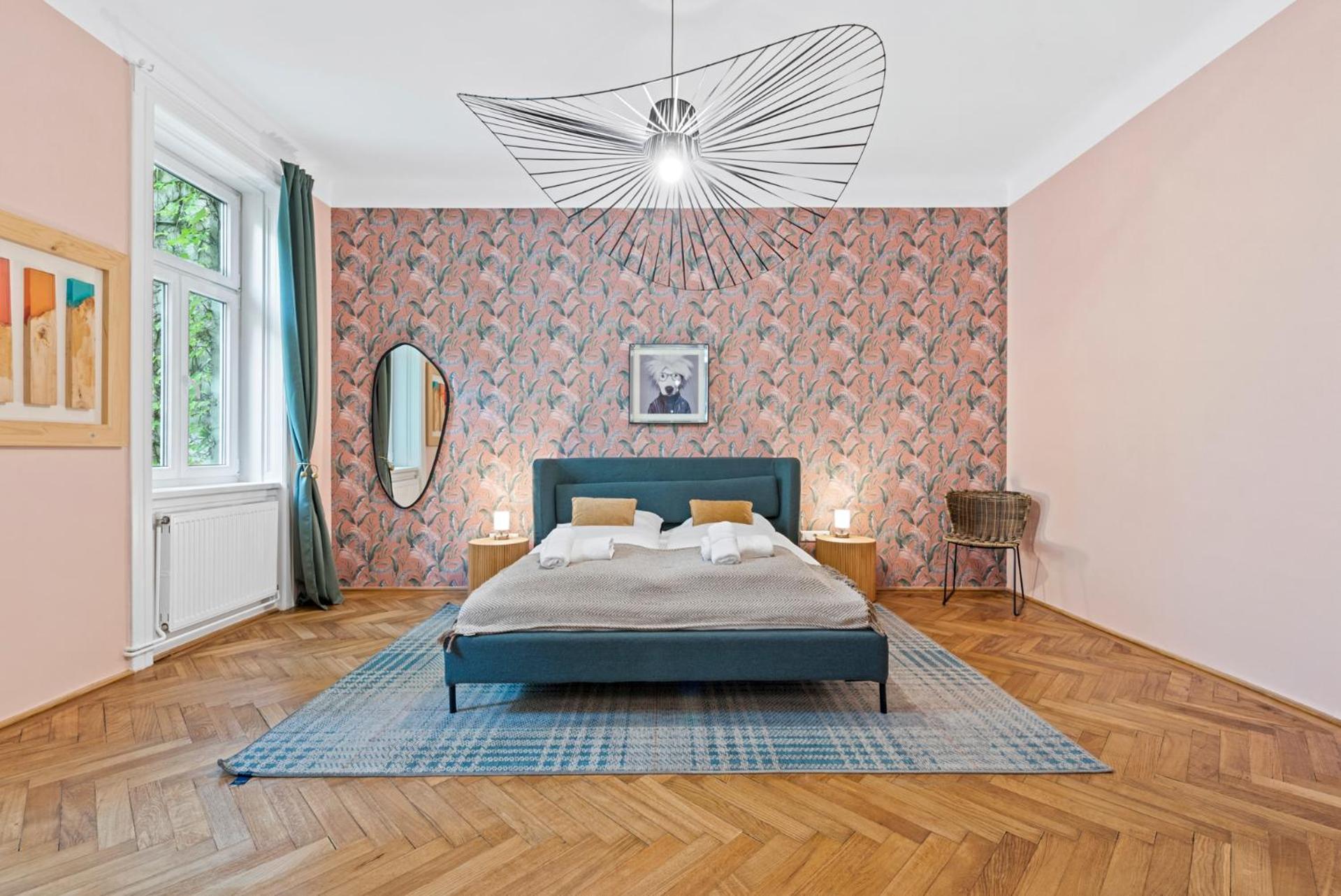 Josefstadt City Apartment is Calling