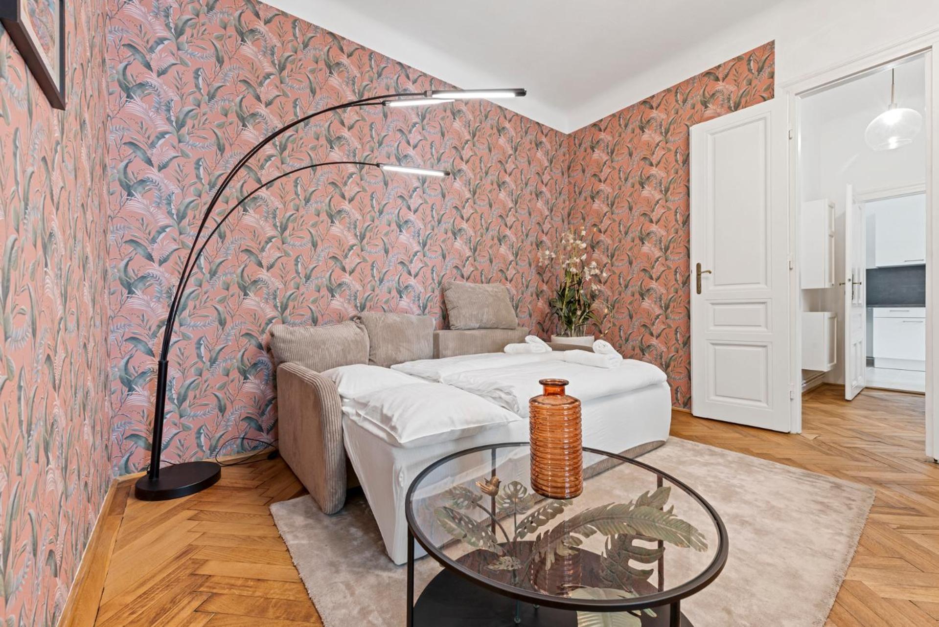 Josefstadt City Apartment is Calling