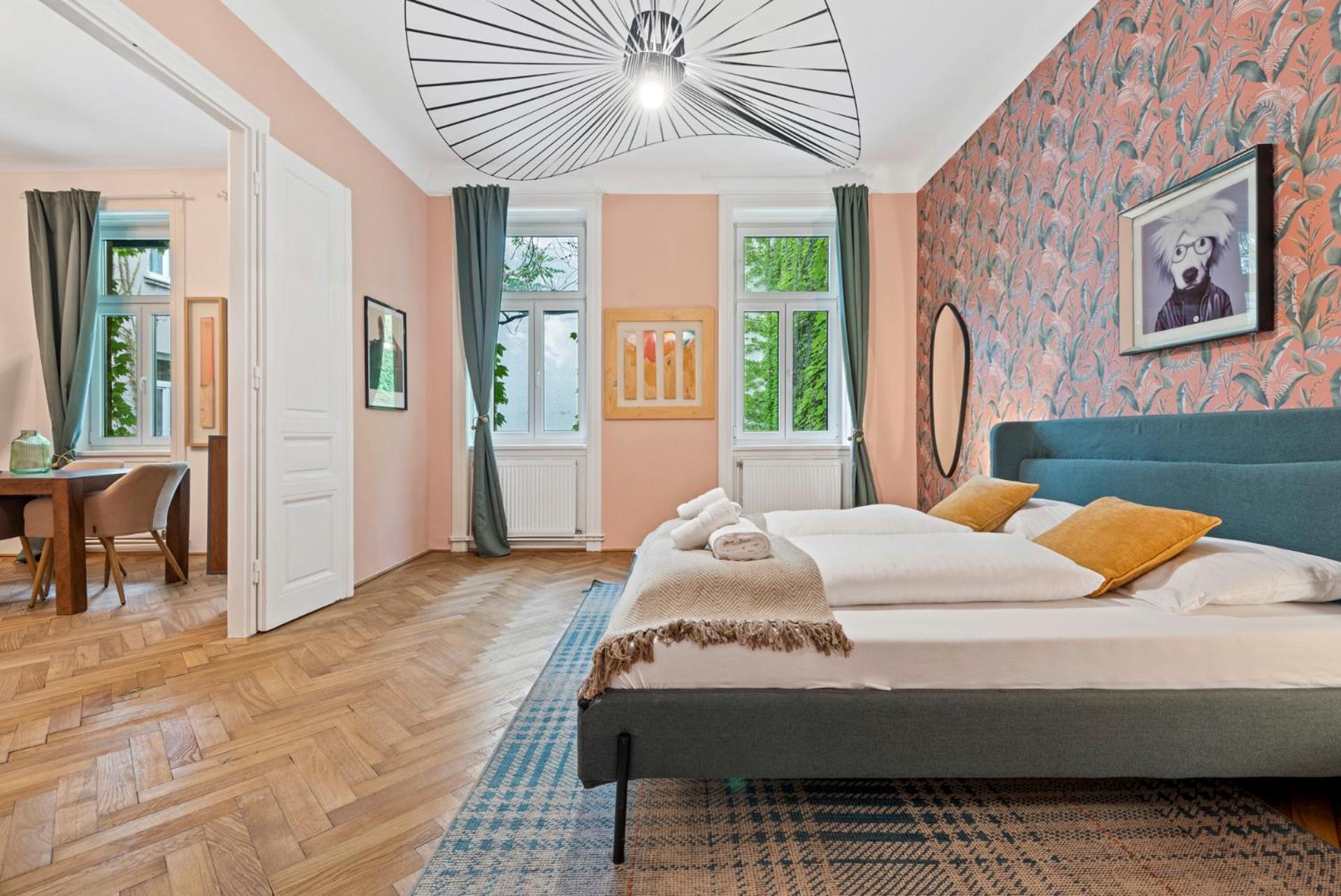 Josefstadt City Apartment is Calling