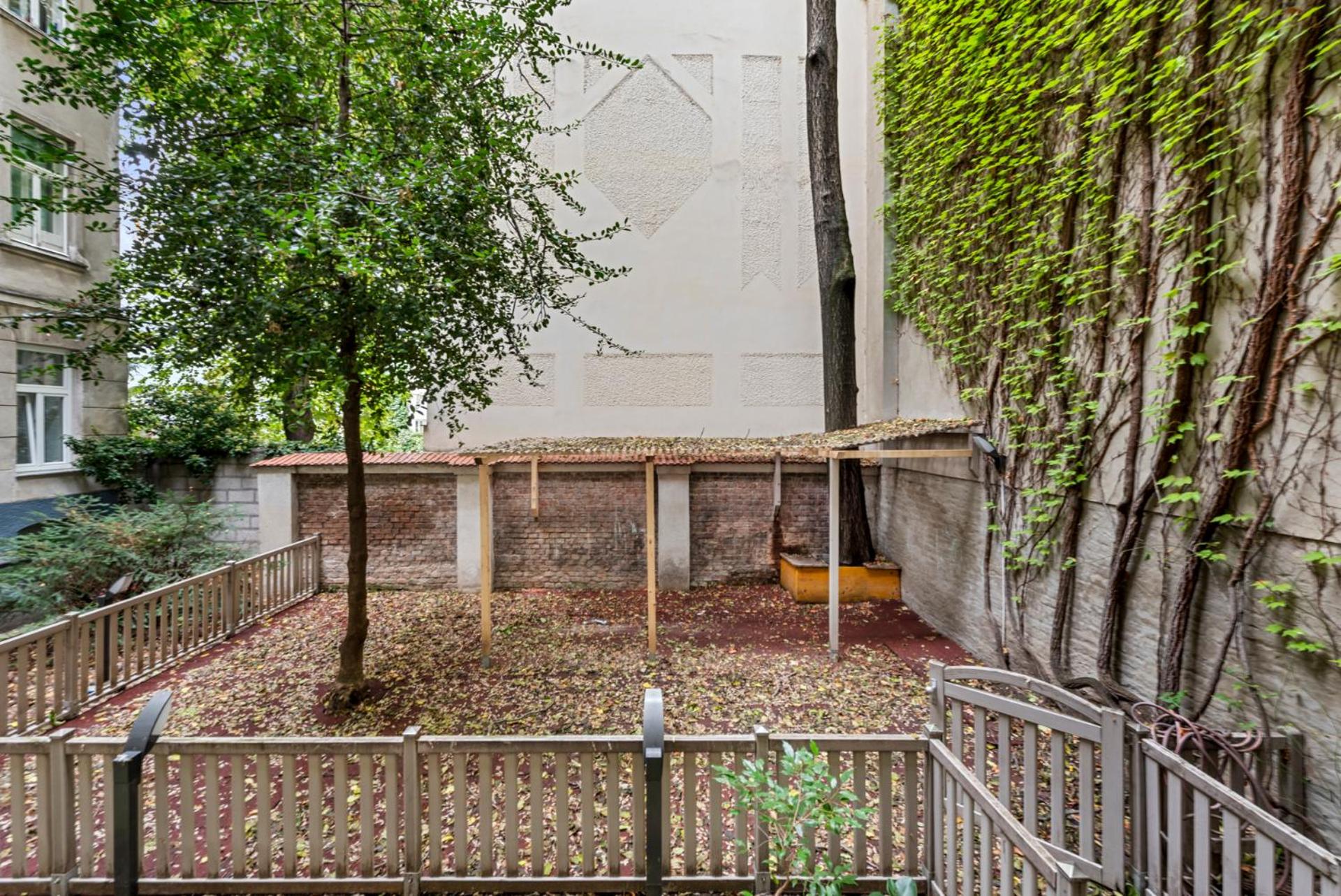Josefstadt City Apartment is Calling