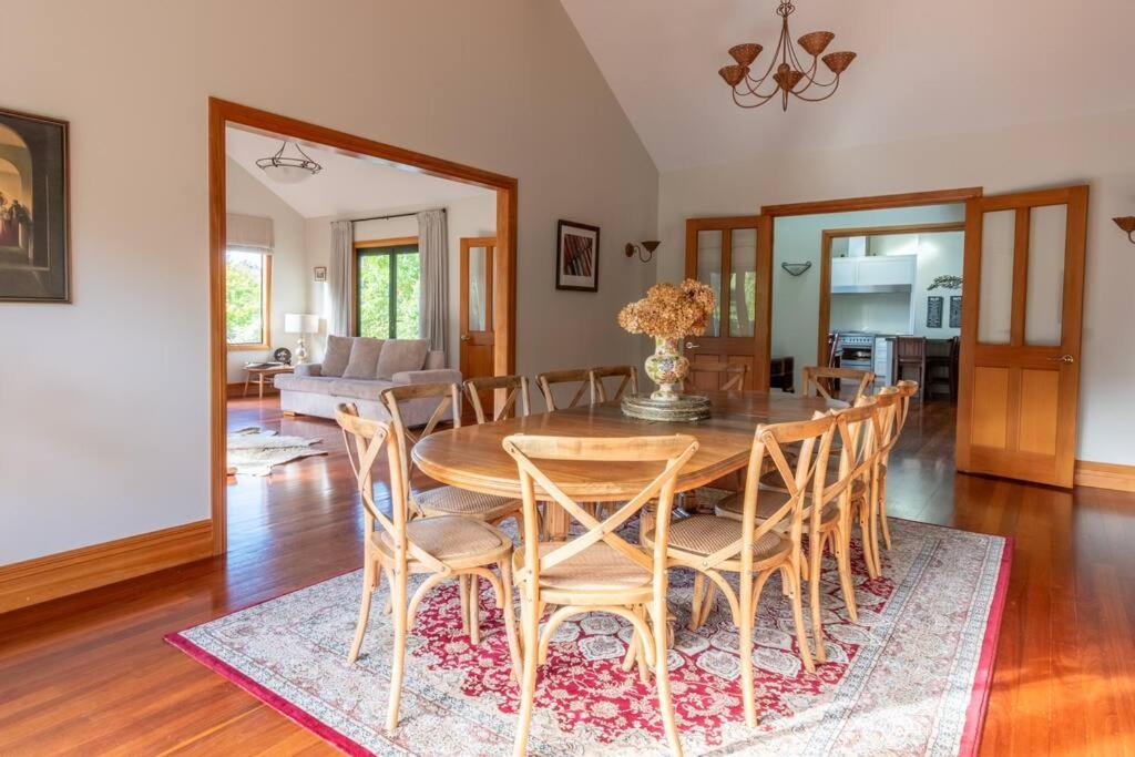 Woodvale Lodge-boutique accommodation view 5