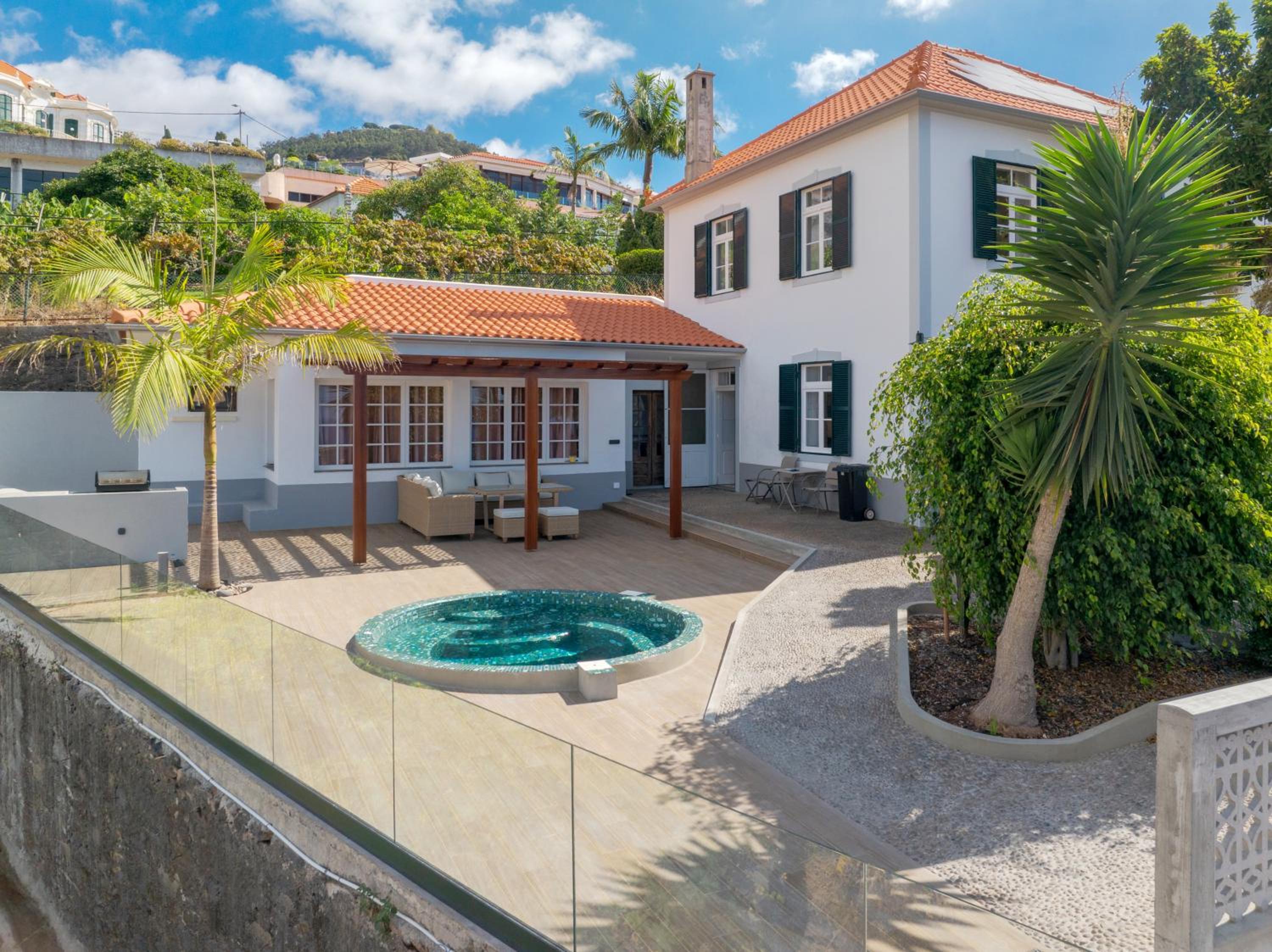 Casa Trollis by Holiday Rental Madeira