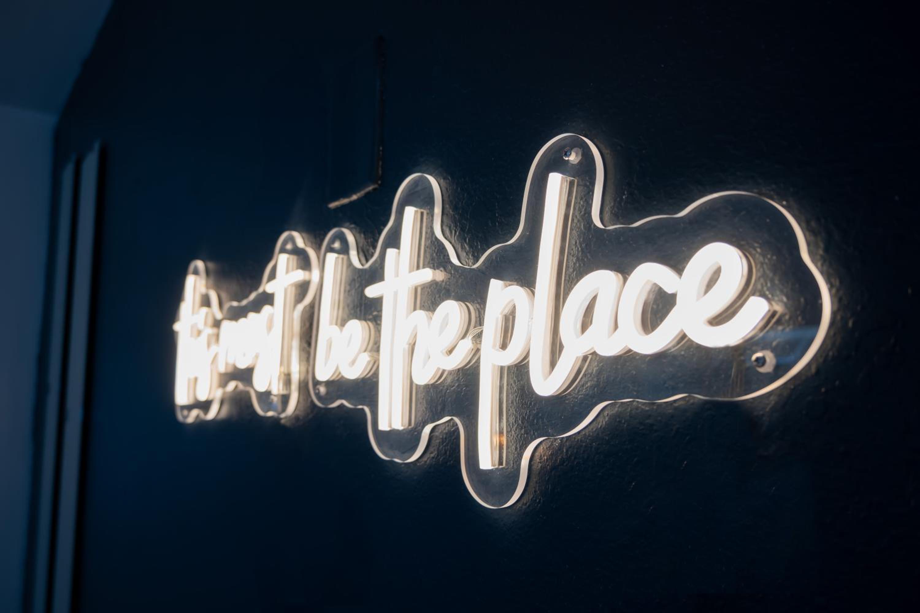 Cozy Central Stay Airport, KingBed, Fenced Parking - Little Havana Near Airport, Wynwood, Calle 8 Brickell, Coral Gables and more