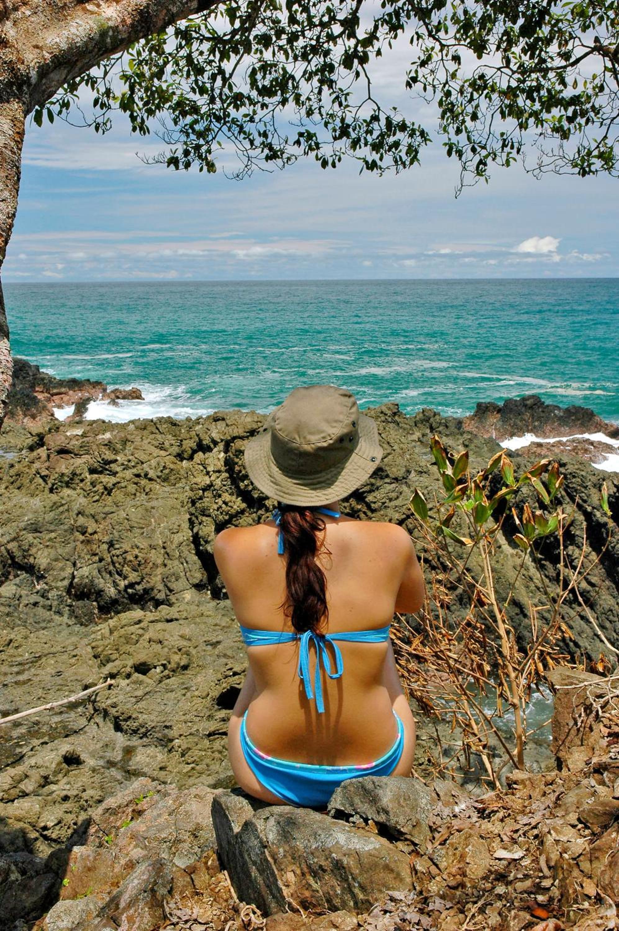 Pacific Waves Hostel & Surf