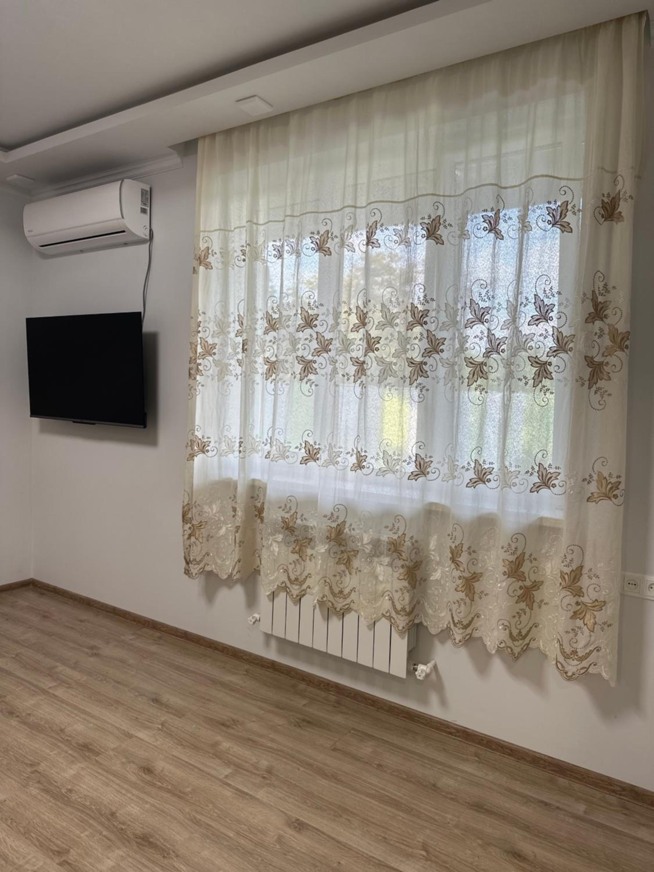 Art`s Family Guest House