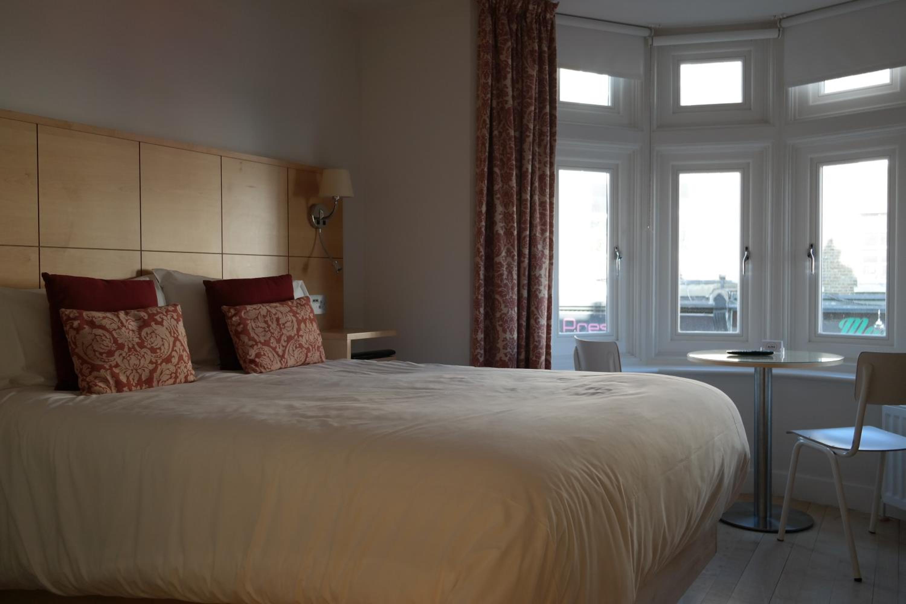 The Alma Rooms