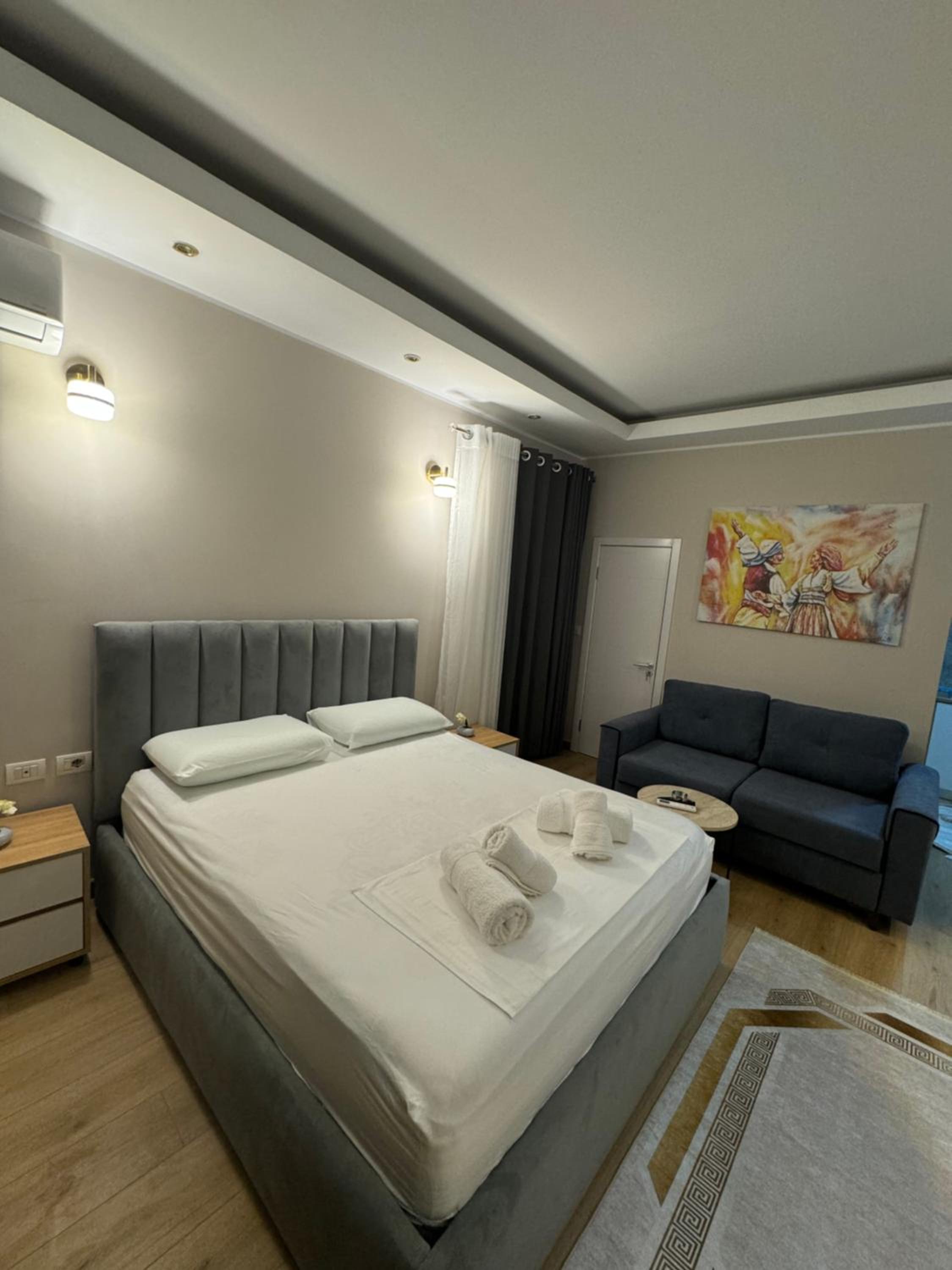 Oni Apartment
