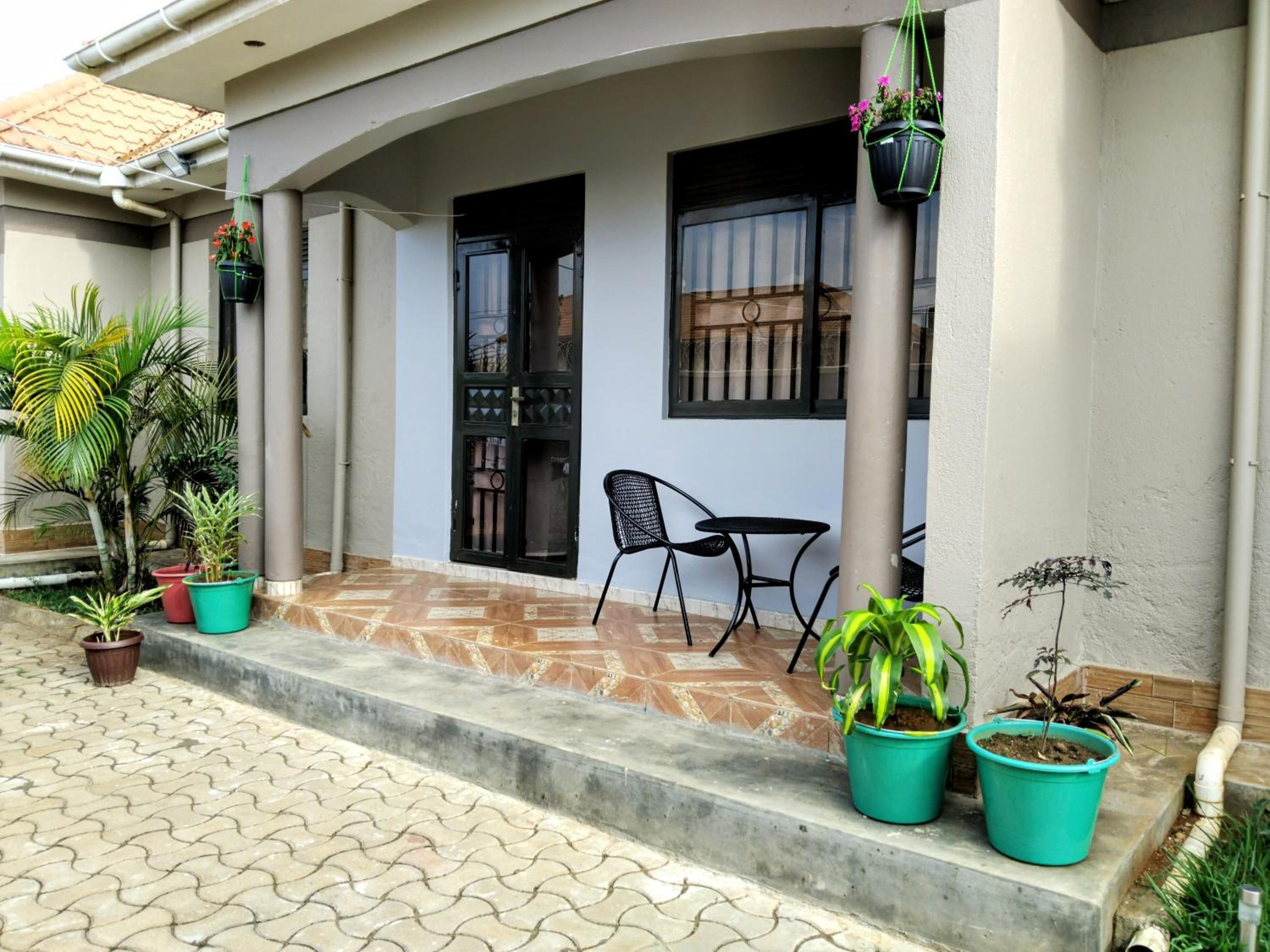 Rose Pearl Apartment