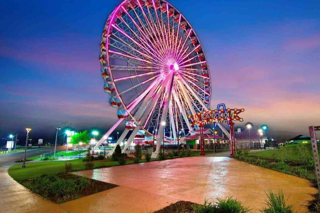 Condo in Branson -waterfront, peaceful