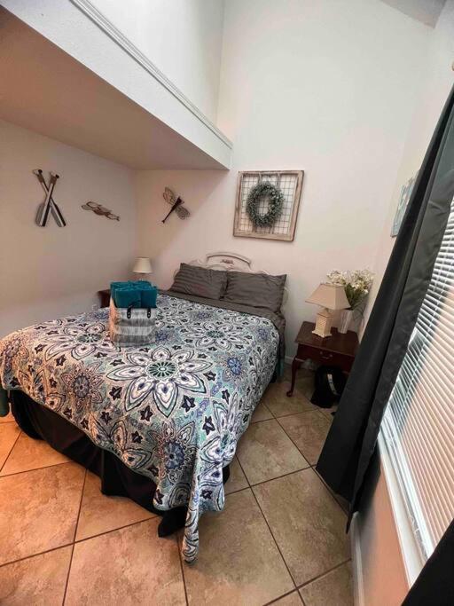 Condo in Branson -waterfront, peaceful