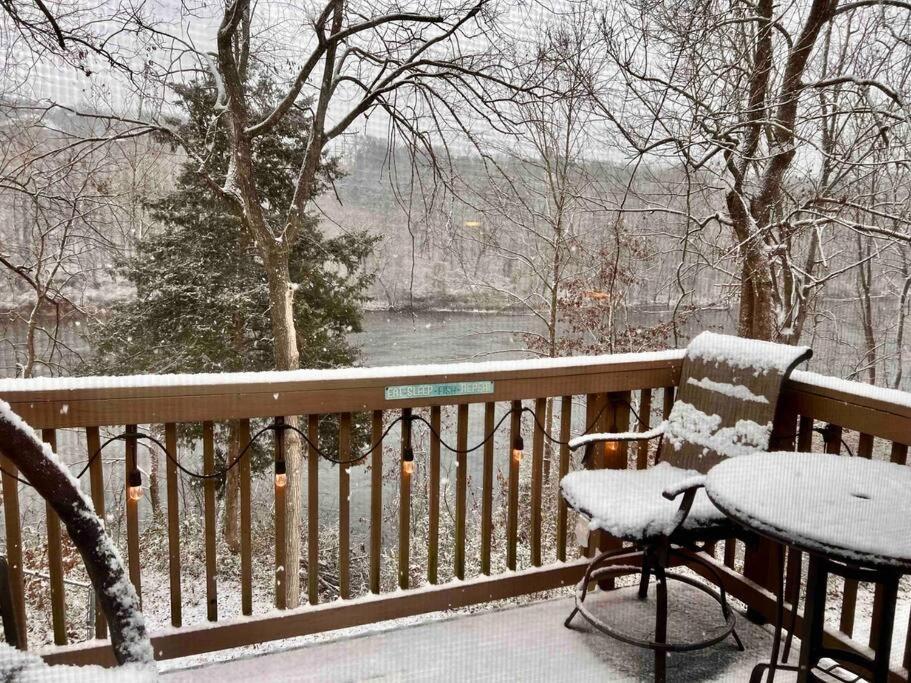 Condo in Branson -waterfront, peaceful
