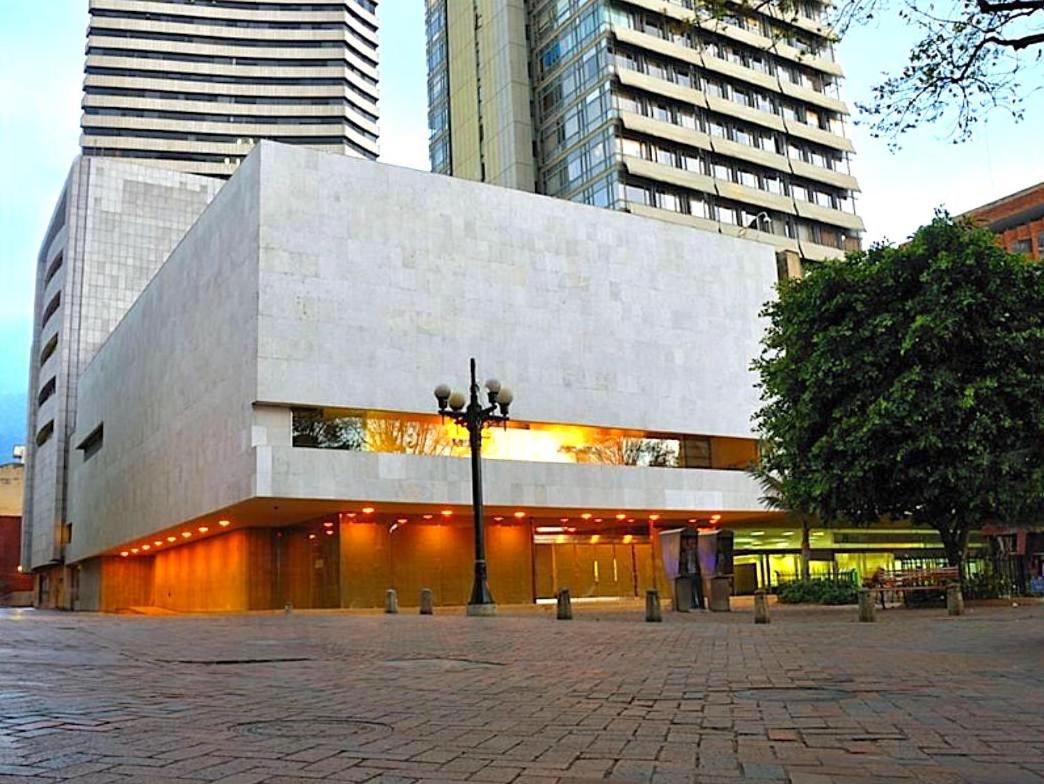 ApartaSuite con la mejor vista en Centro Internacional Bogotá