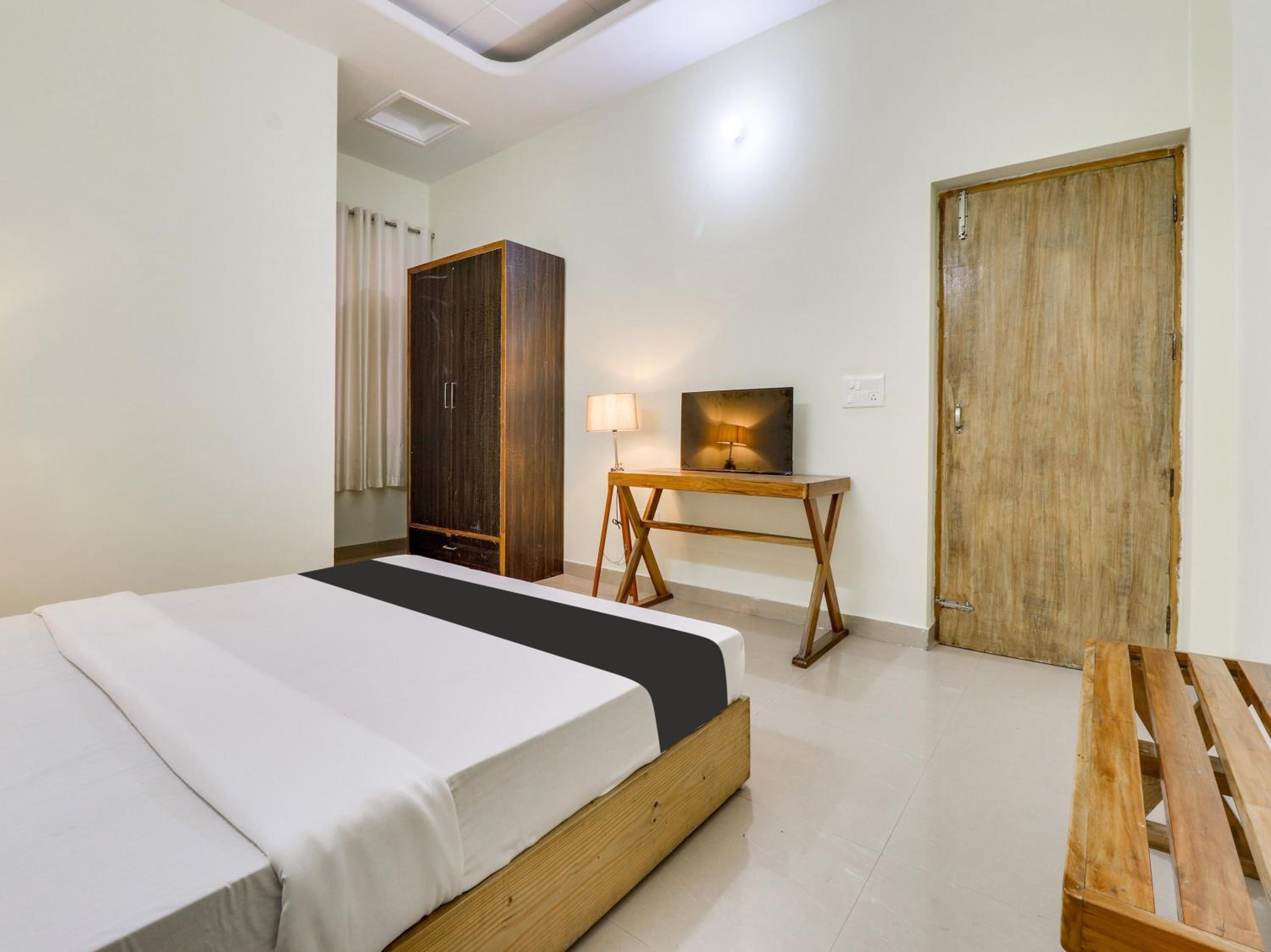 Hotel O Sky Inn Residency view 5