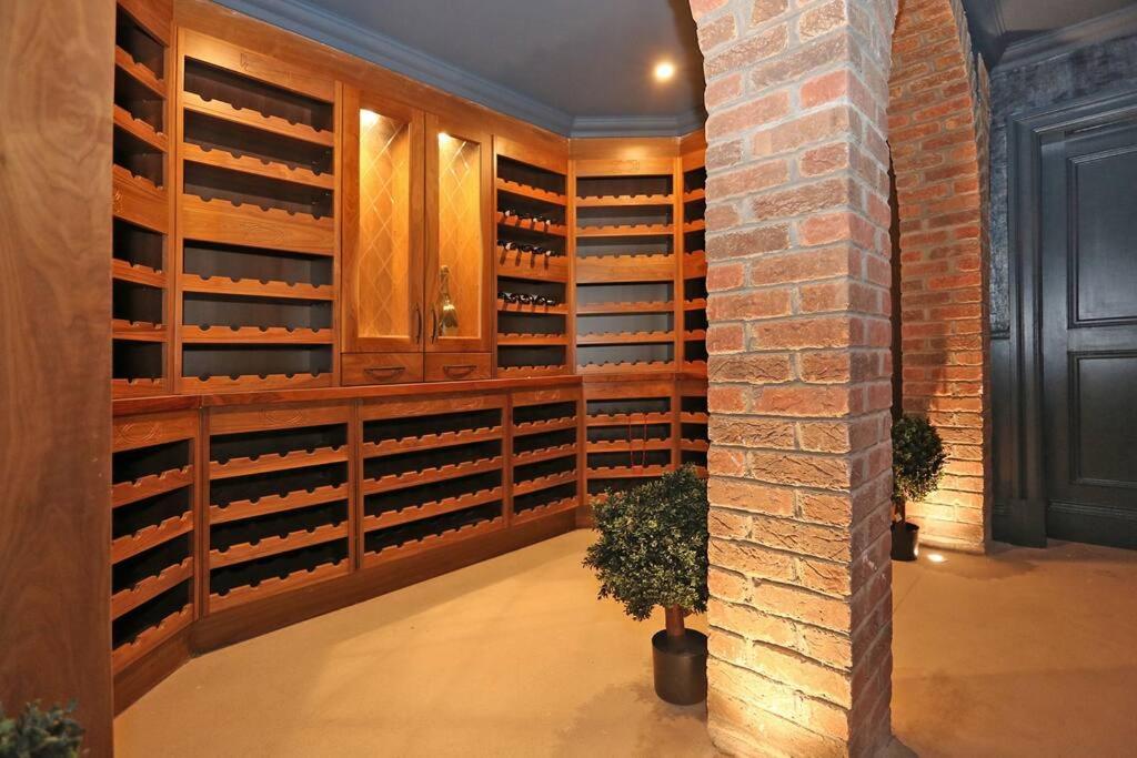 Sallymount House
