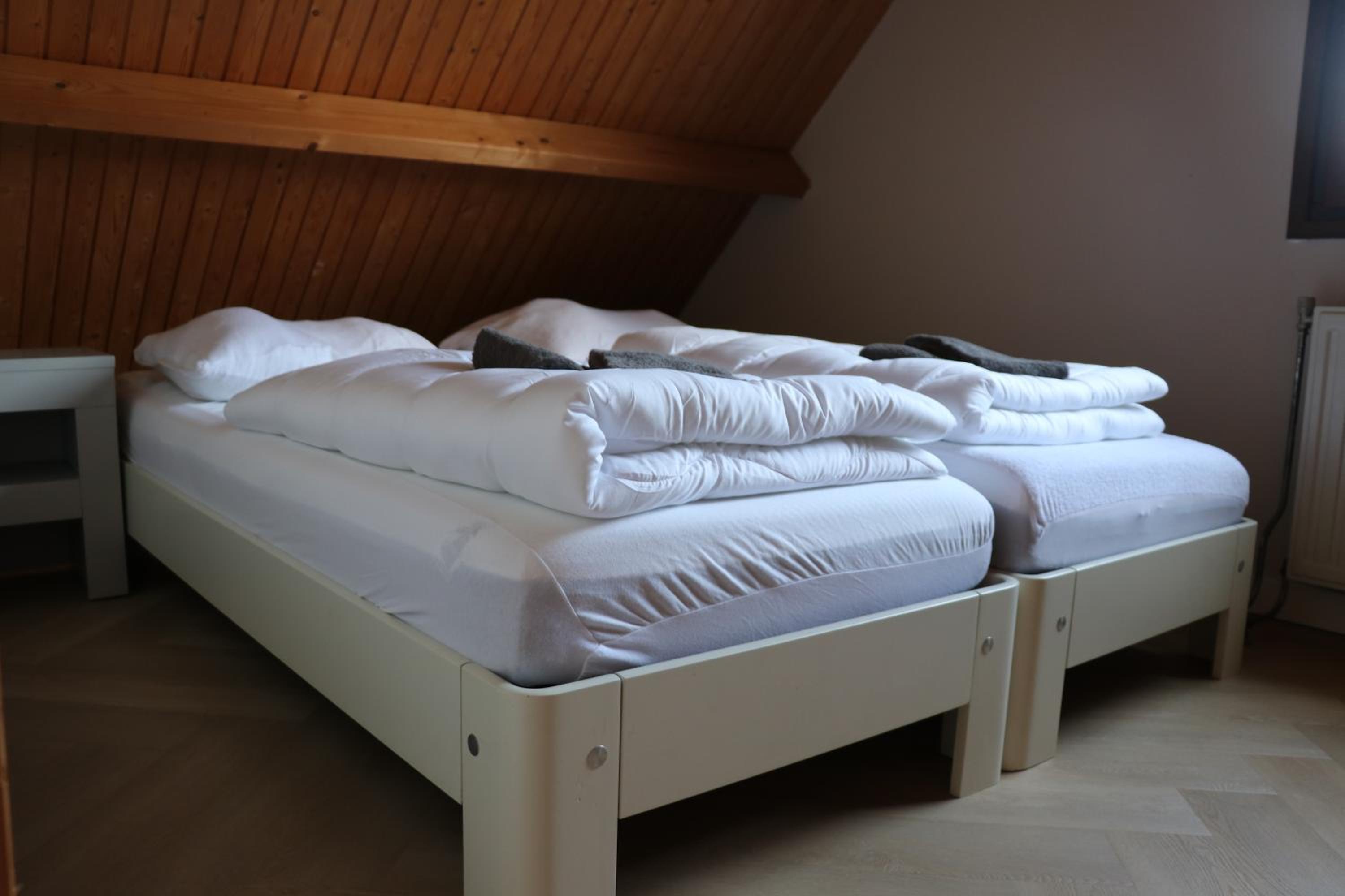 Ruim vakantiehuis aan het Veerse meer view 2
