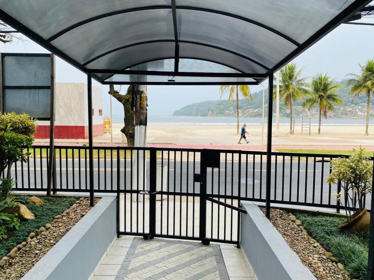 Apartamento em frente ao mar