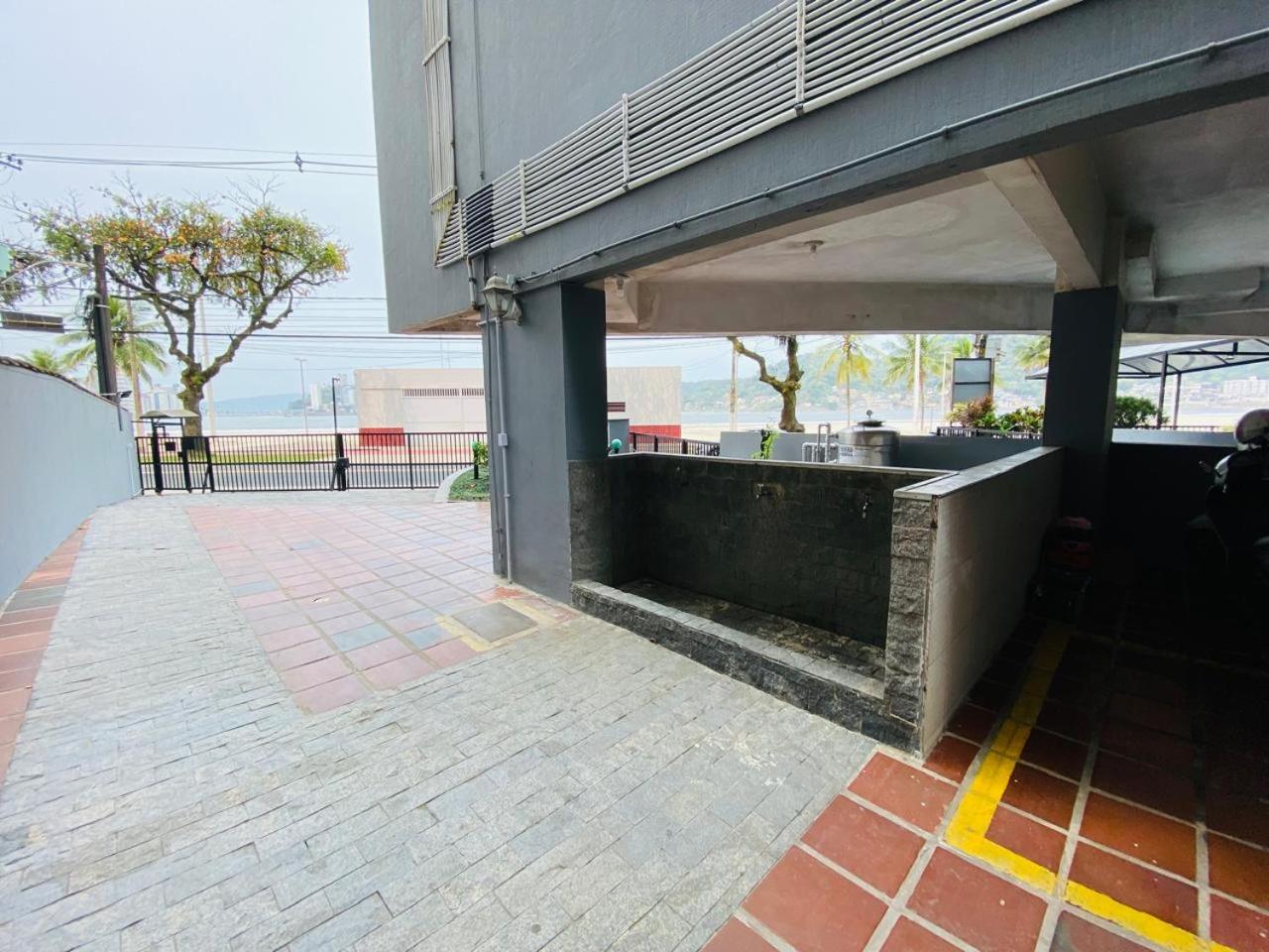 Apartamento em frente ao mar