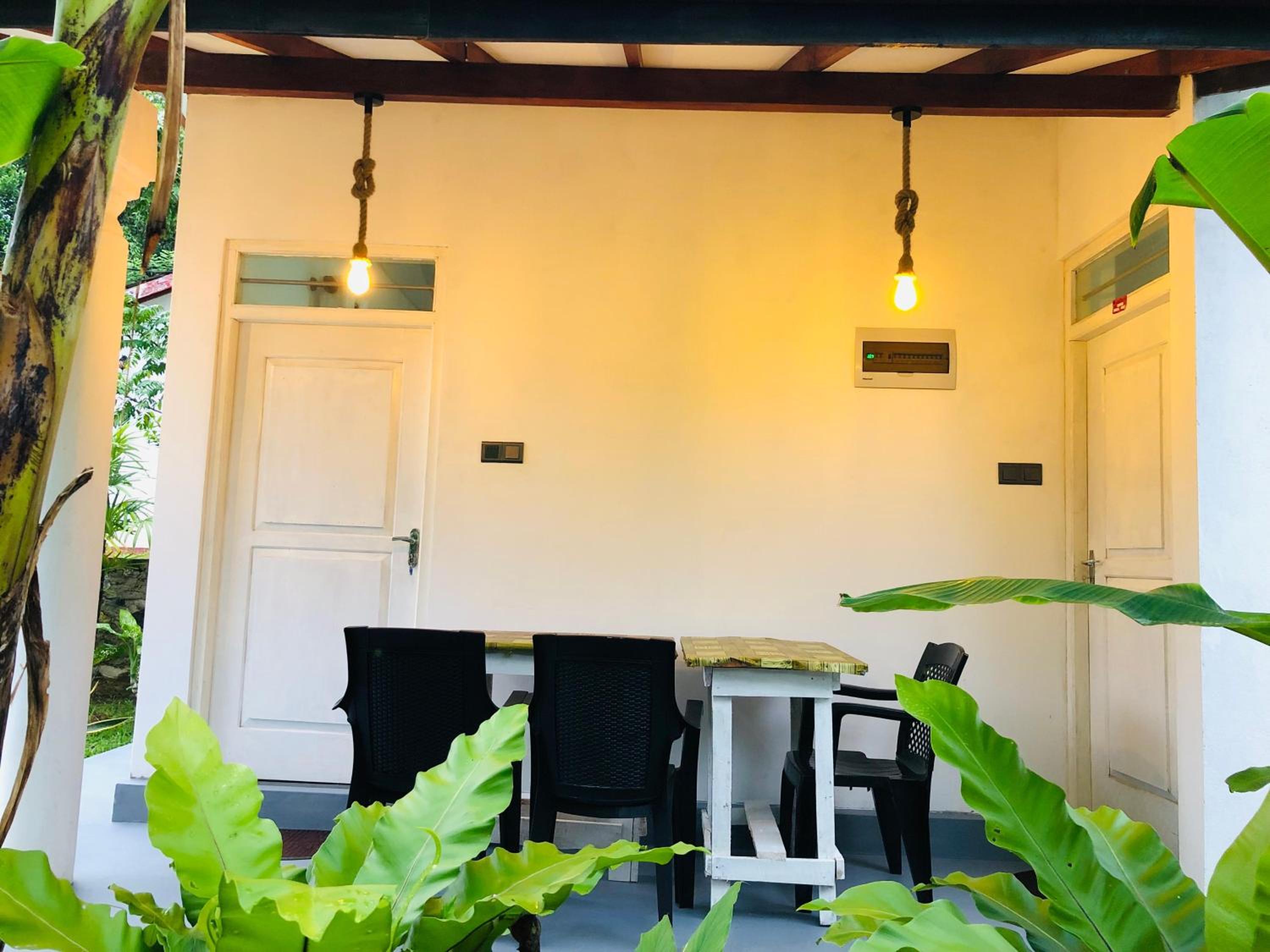 White House Weligama