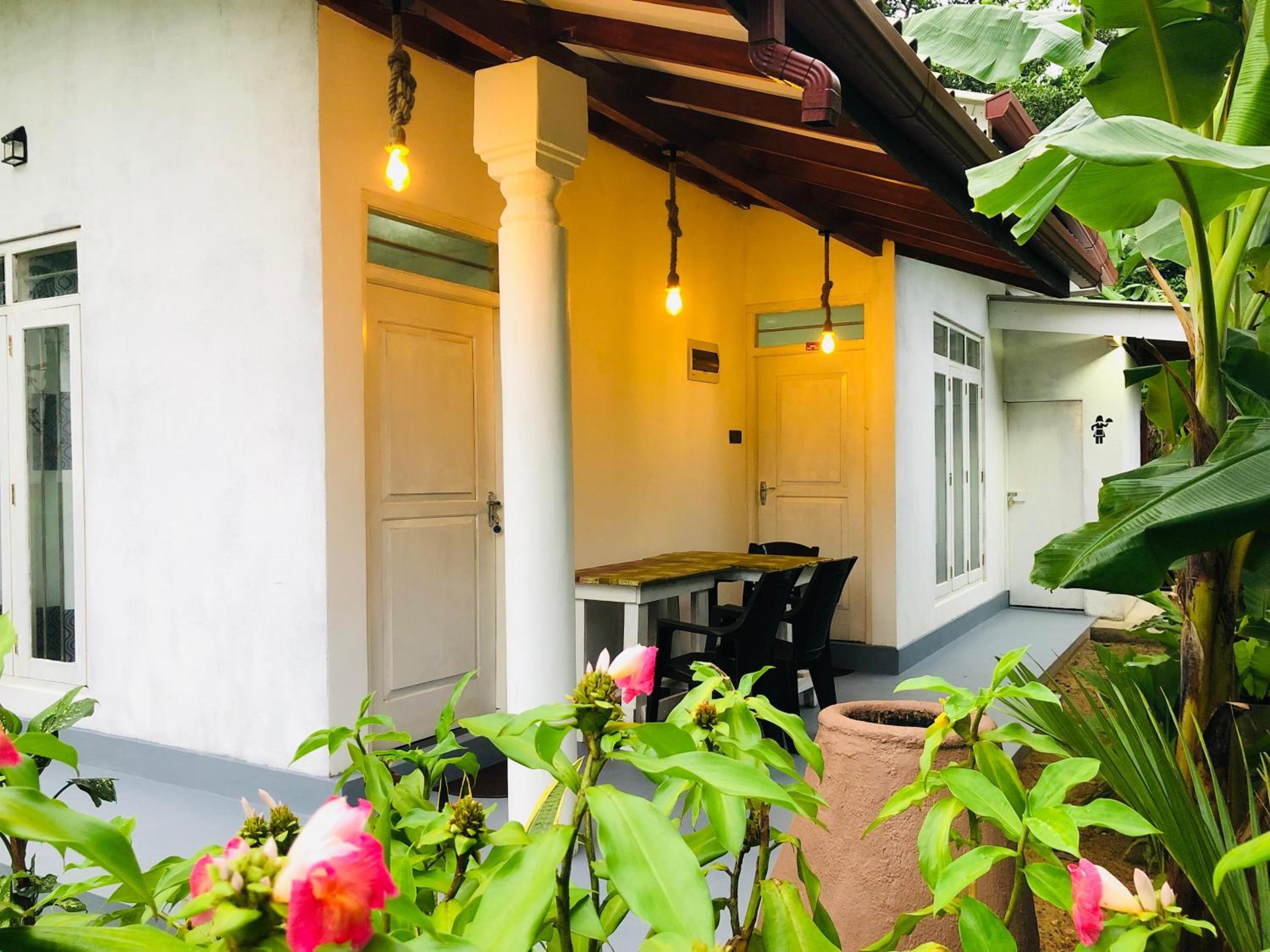 White House Weligama