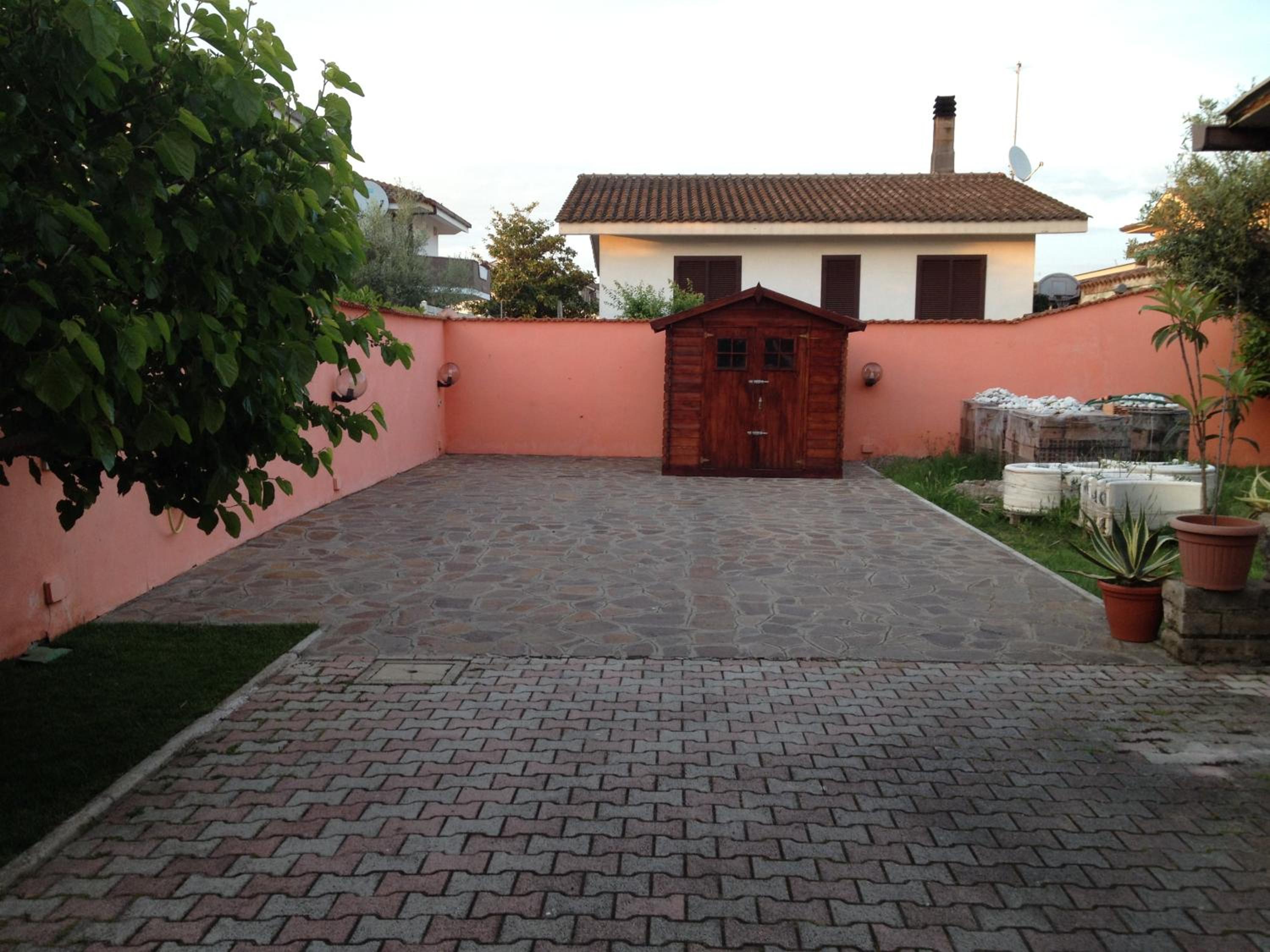 Photo 34