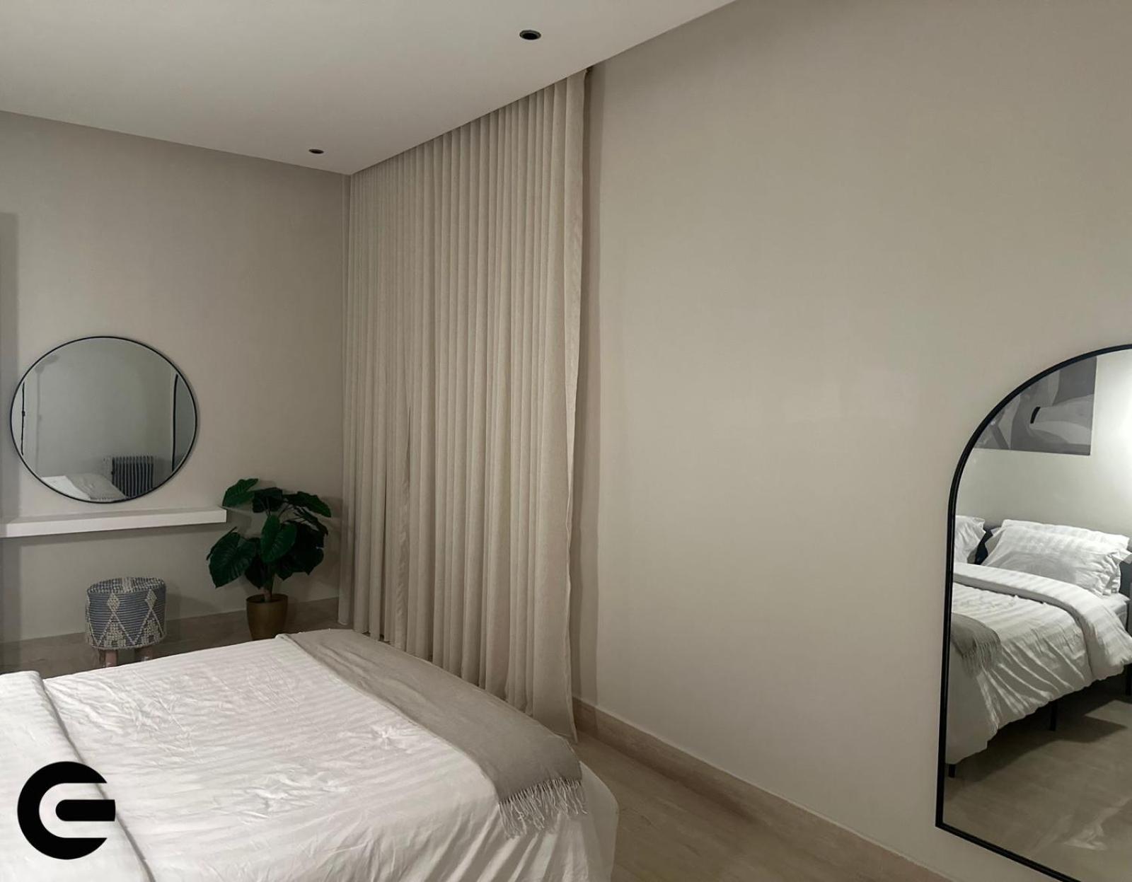 Condo in AlMalqa - Self check in