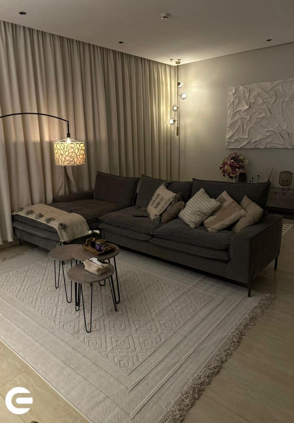 Condo in AlMalqa - Self check in
