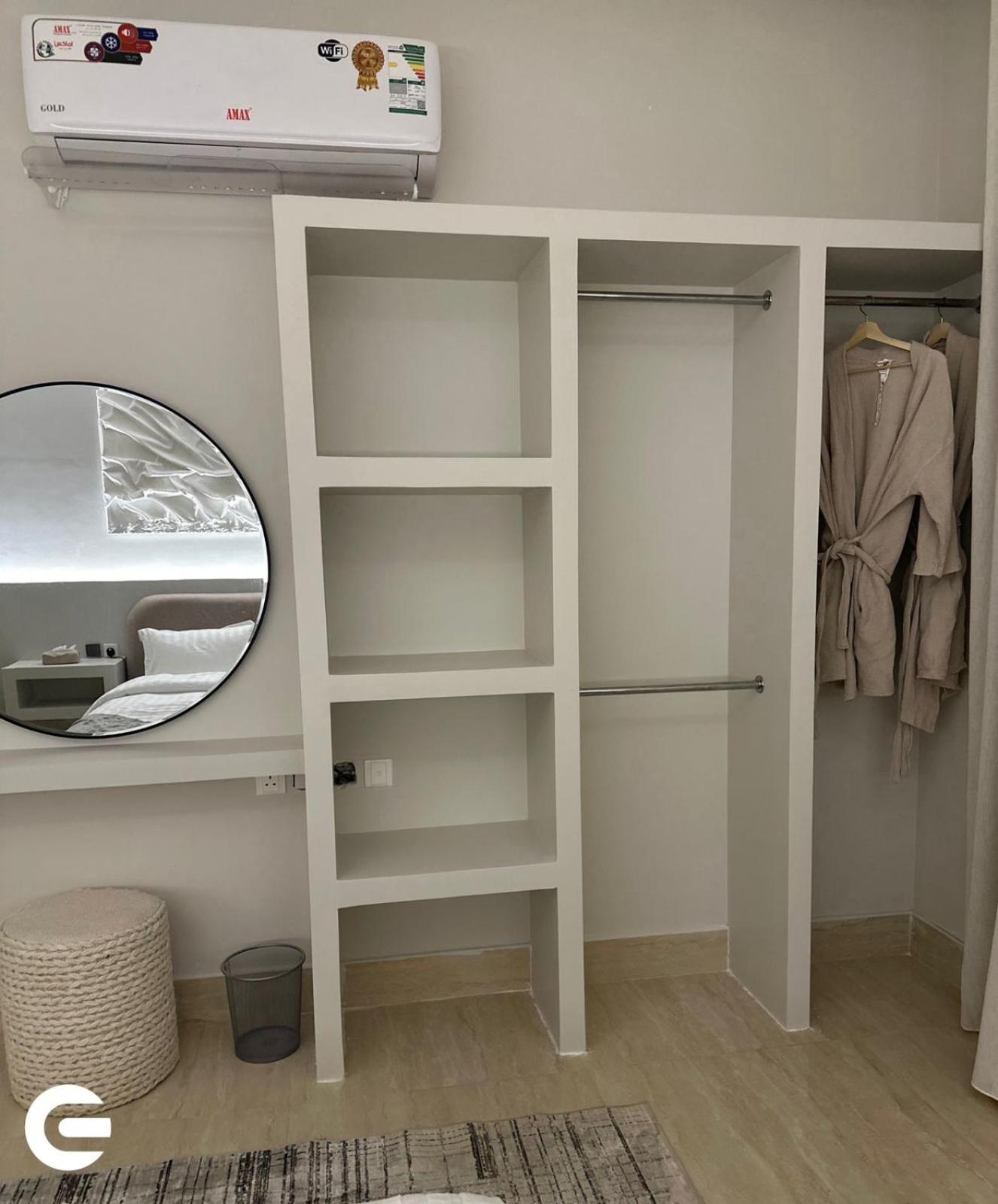 Condo in AlMalqa - Self check in