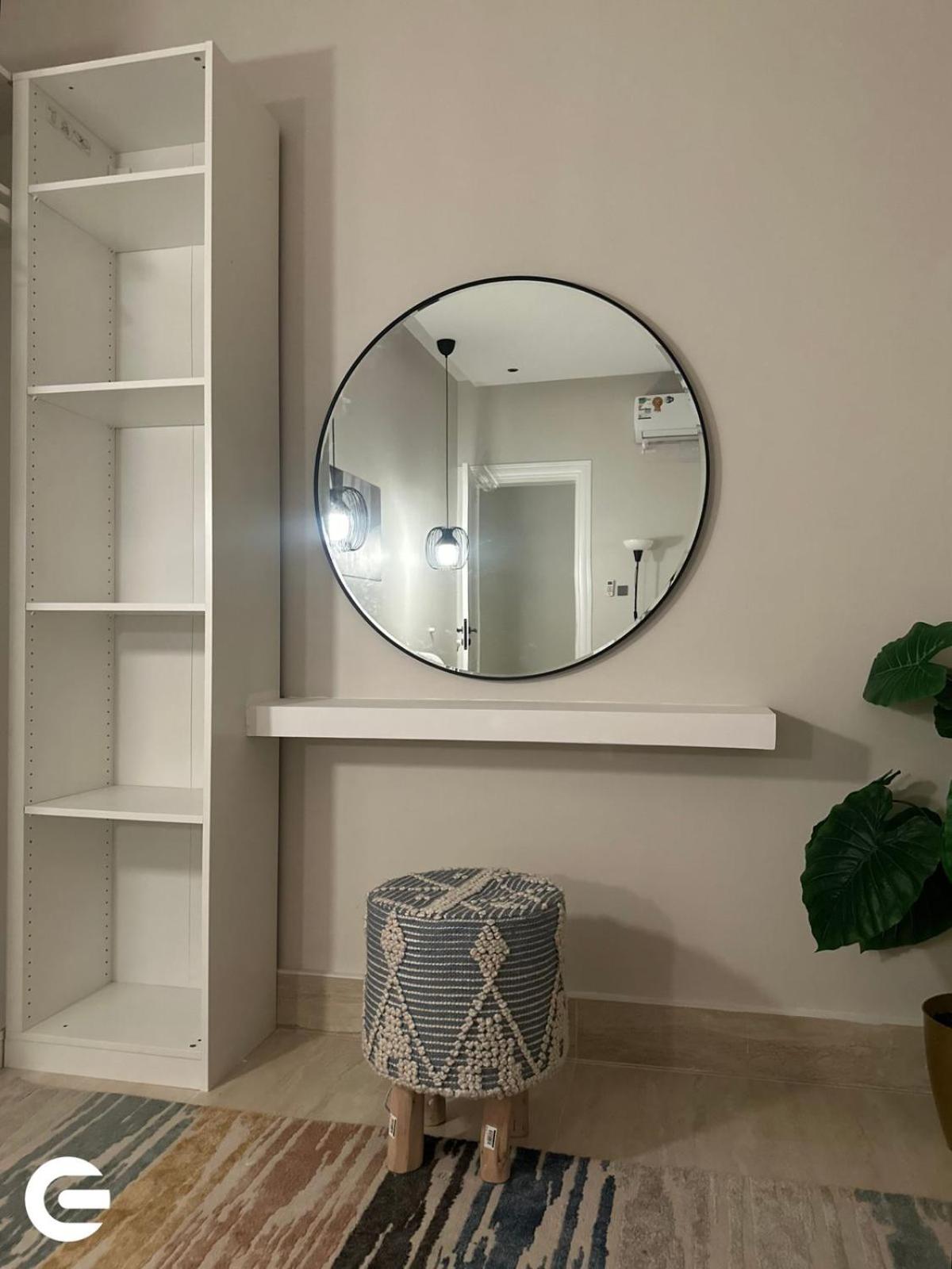 Condo in AlMalqa - Self check in