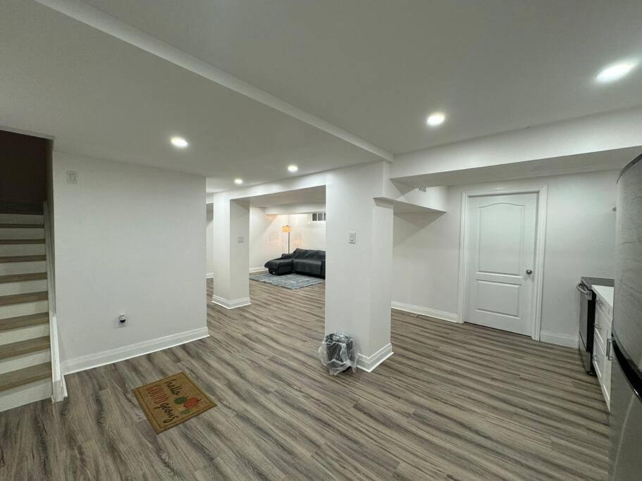 Spacious 2 Bedroom, 2 Bath Suite
