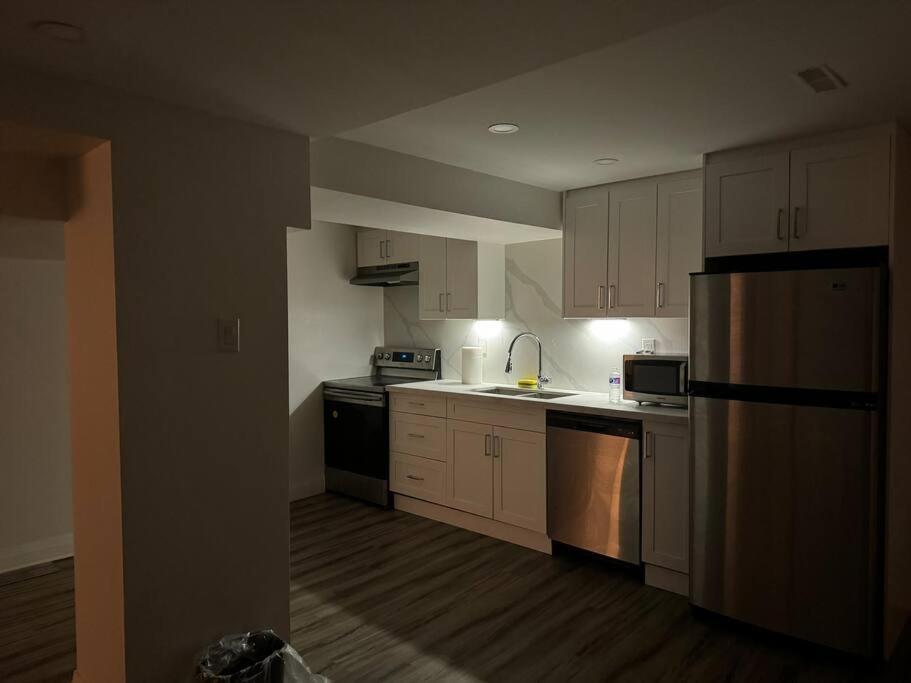 Spacious 2 Bedroom, 2 Bath Suite