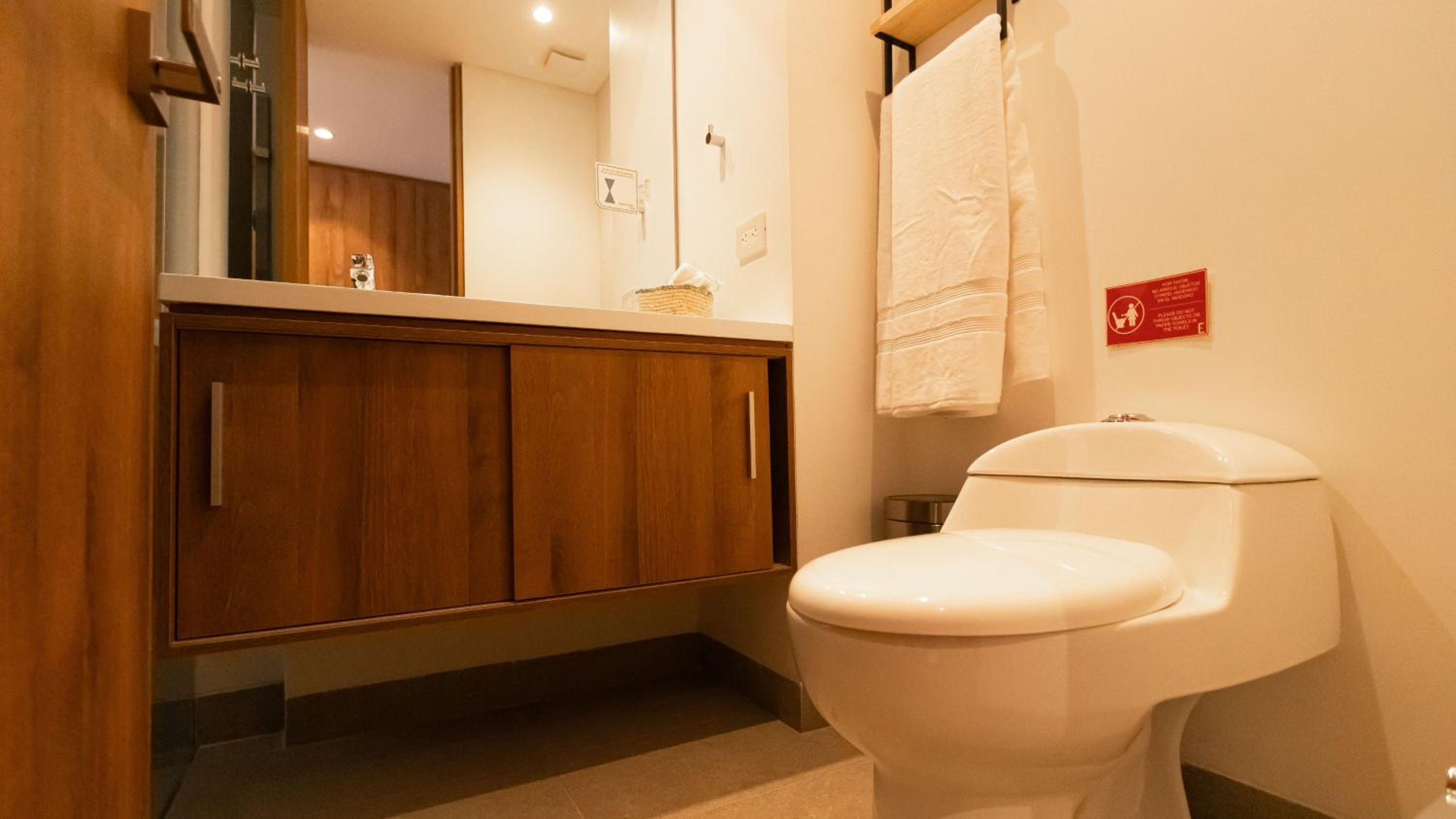 Avanzza apartamentos cerca del Dorado by Wellcome