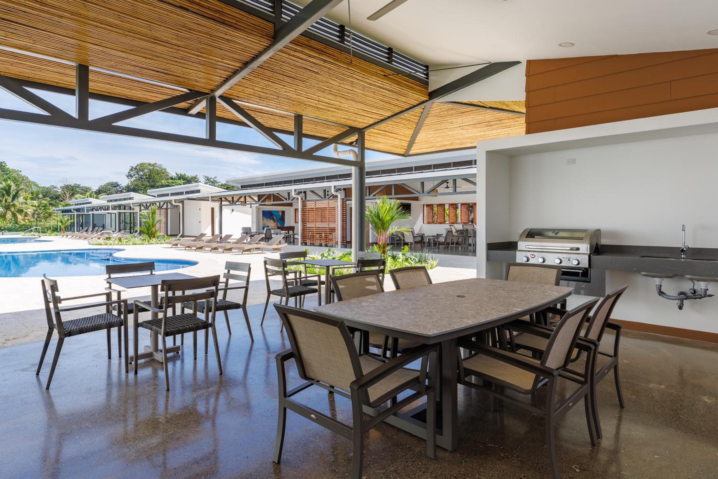 Casago 1101A, BRAND NEW RENTAL Seaside Serenity! Stunning Condo with Coastal Vibes