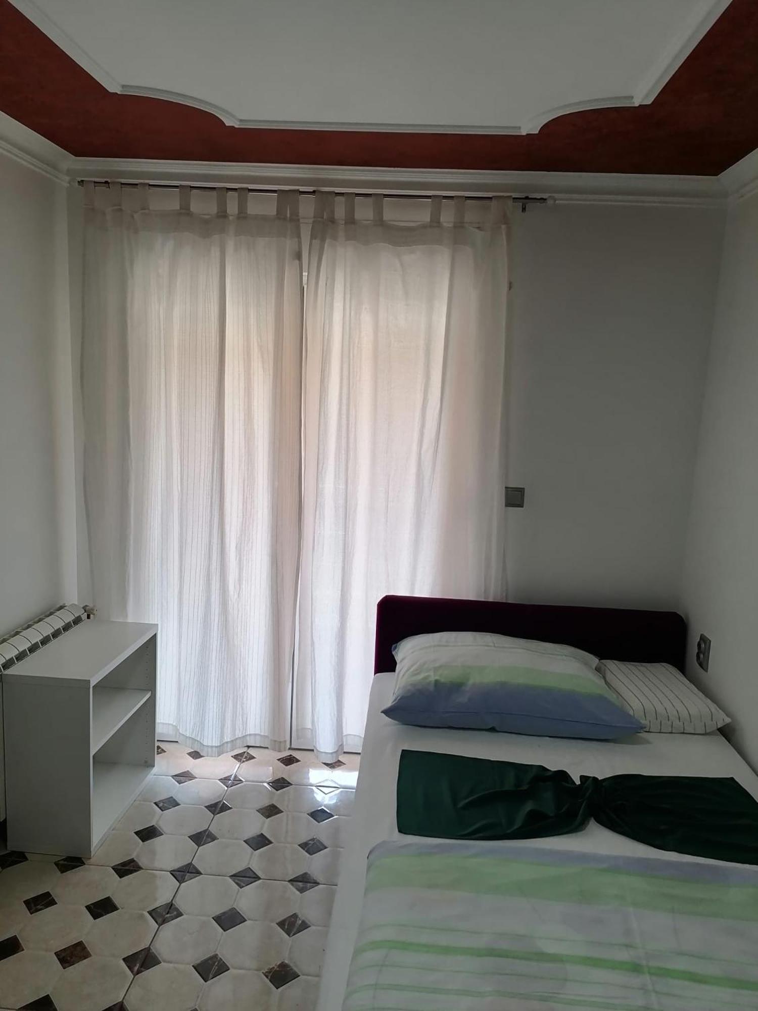 Lana Rooms