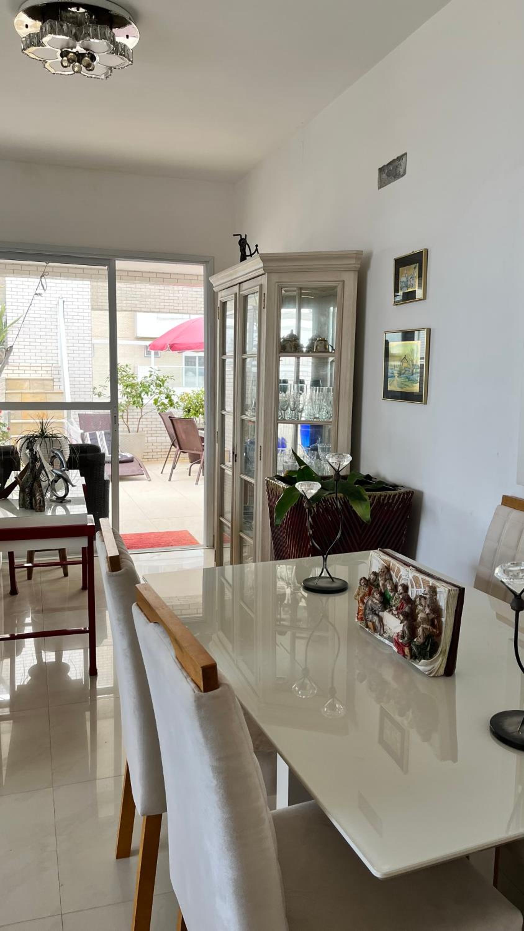 Cobertura com piscina, vista 360
