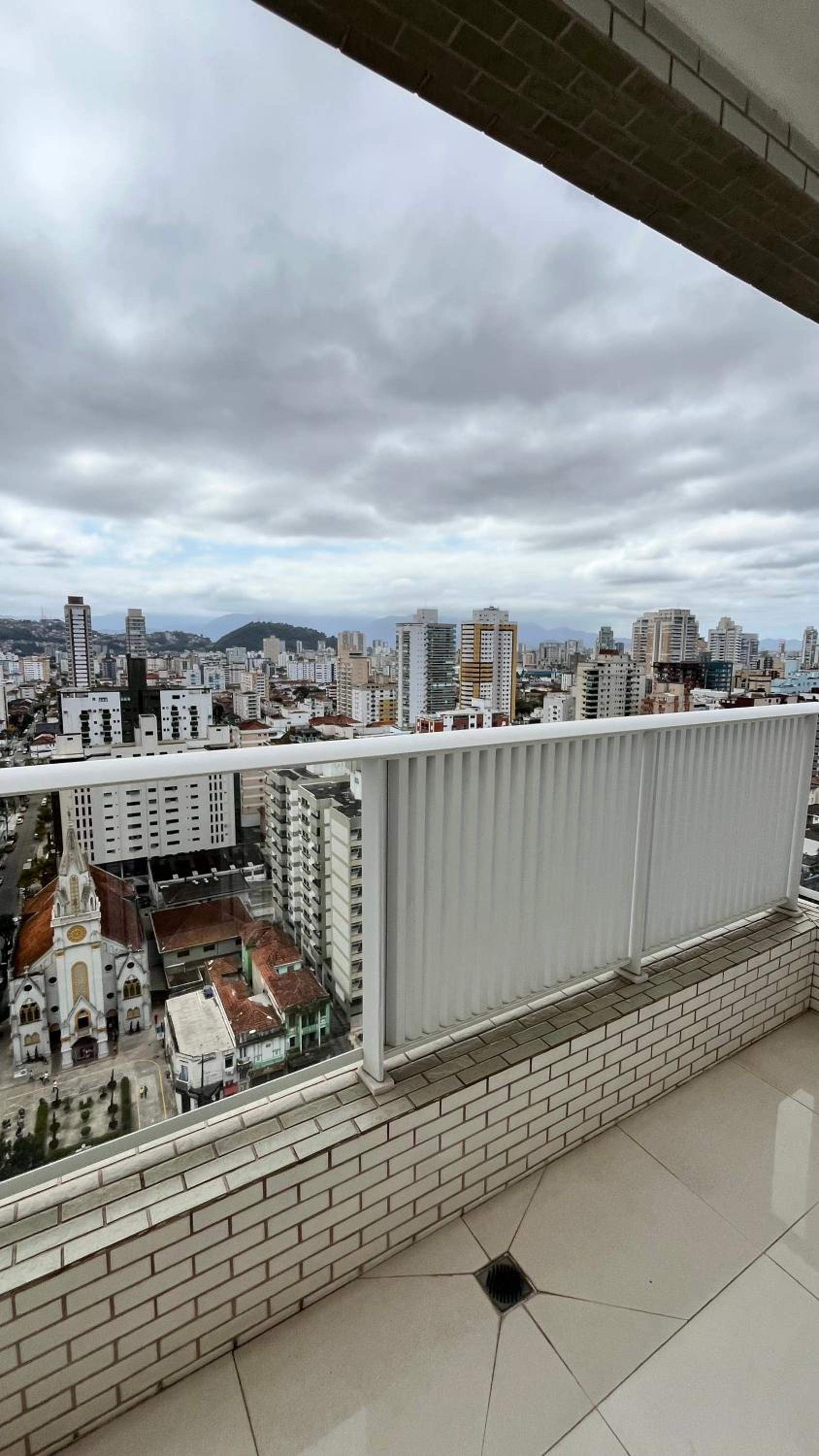 Cobertura com piscina, vista 360