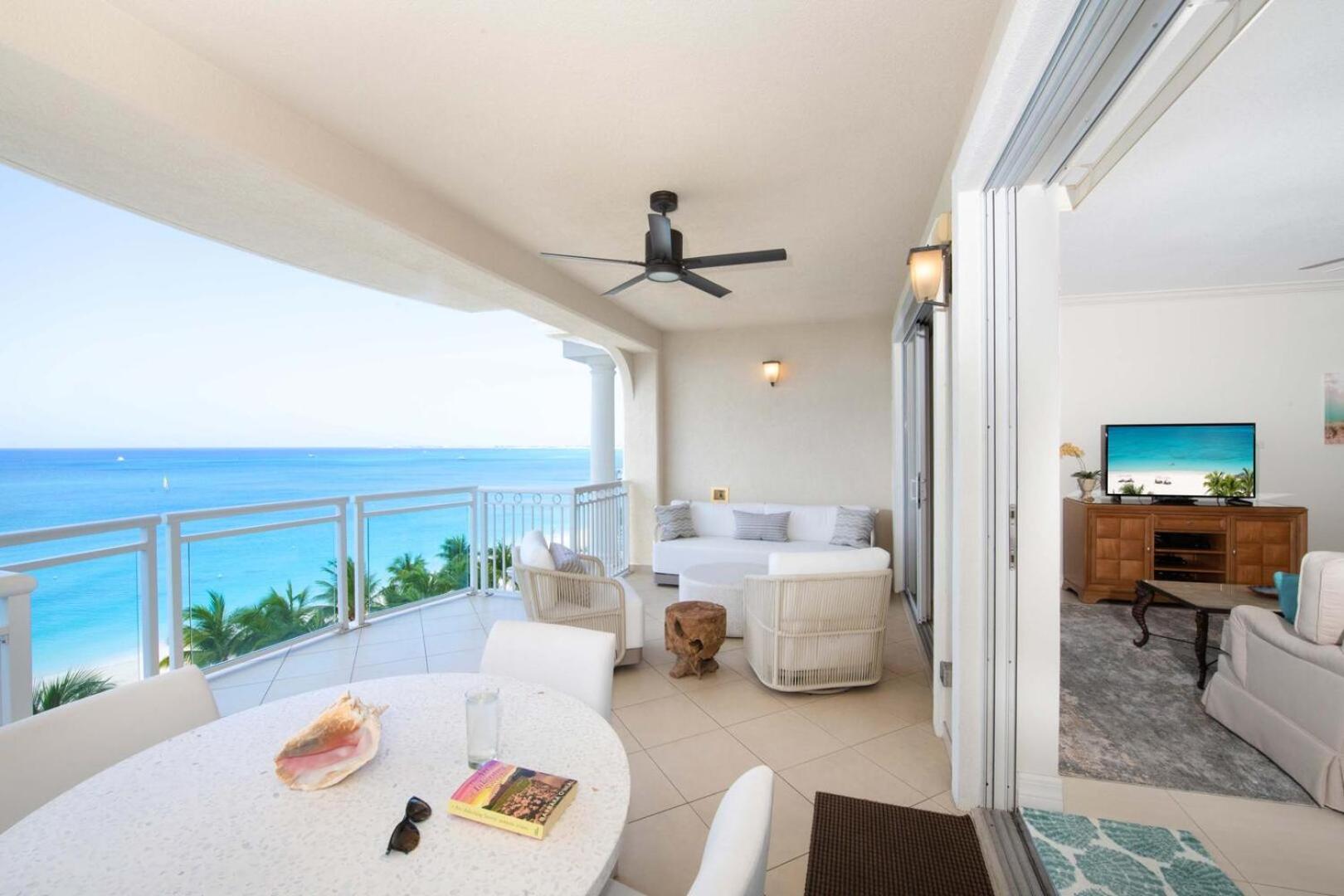 Beachcomber 33 view 3