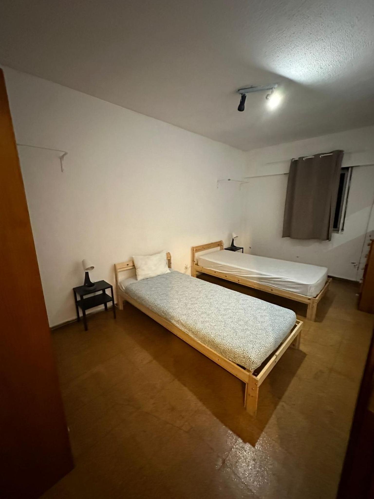 Hostel Camarate